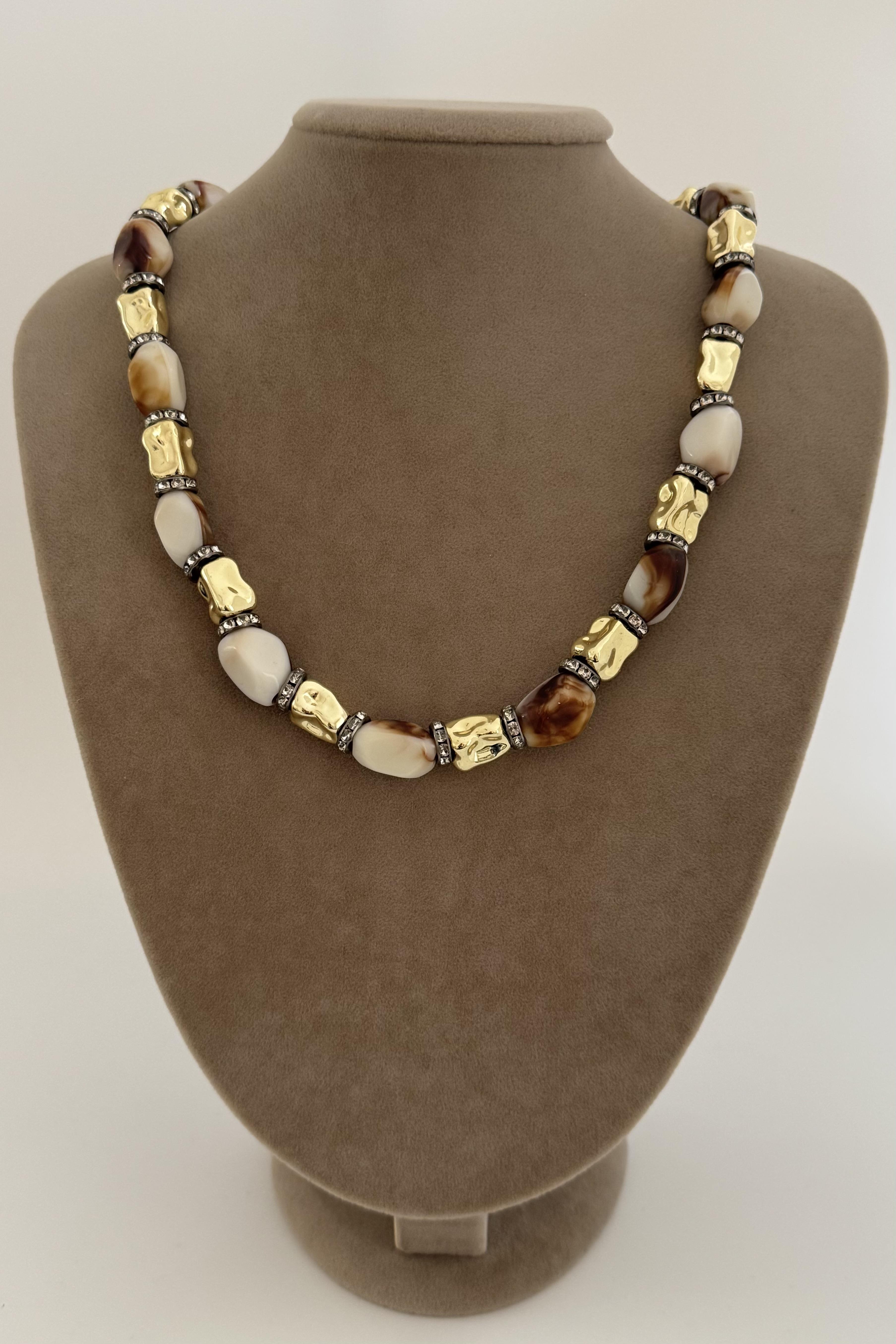 Earth Gold Krem Kolye