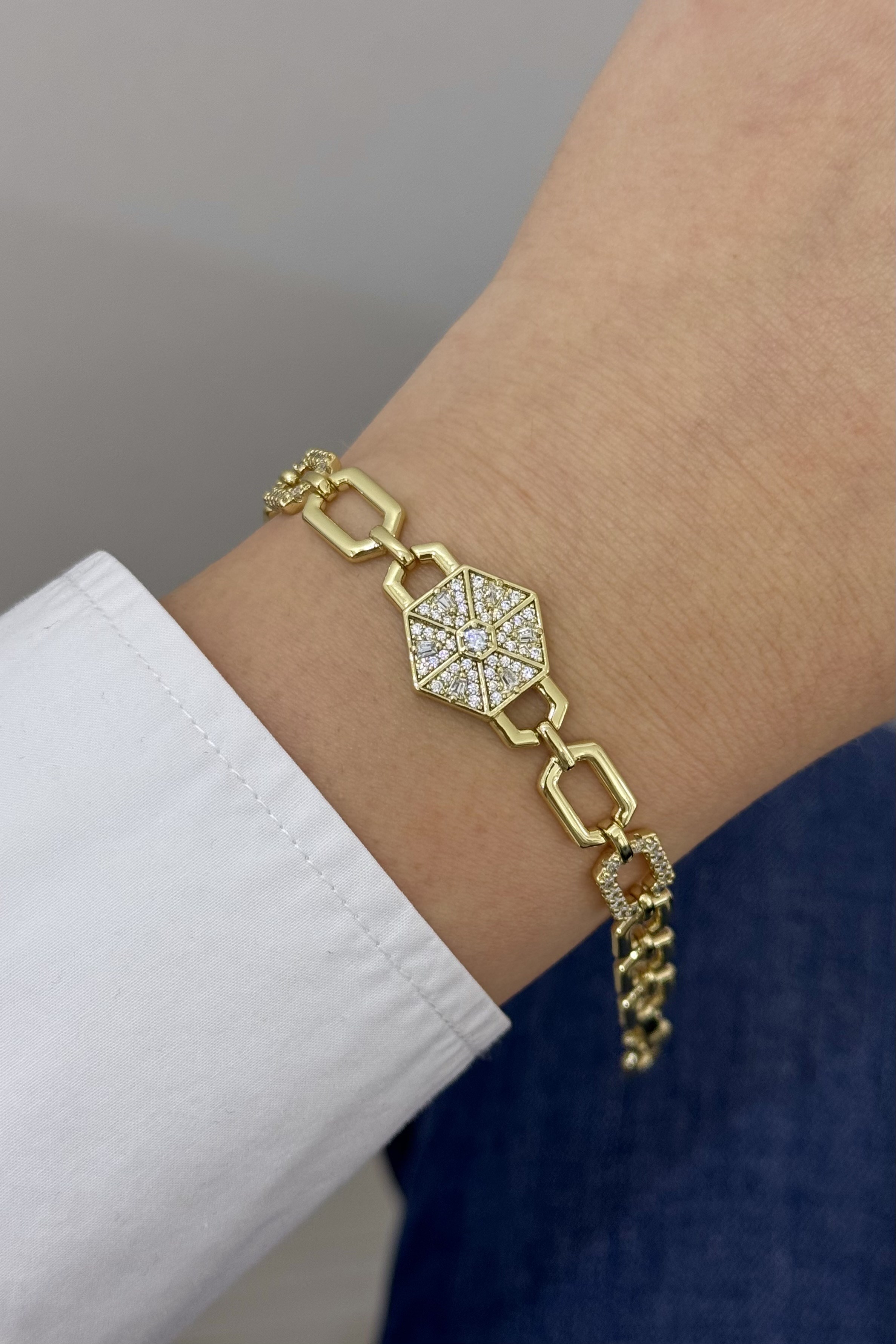 Eliza Vip Seri Gold Bileklik