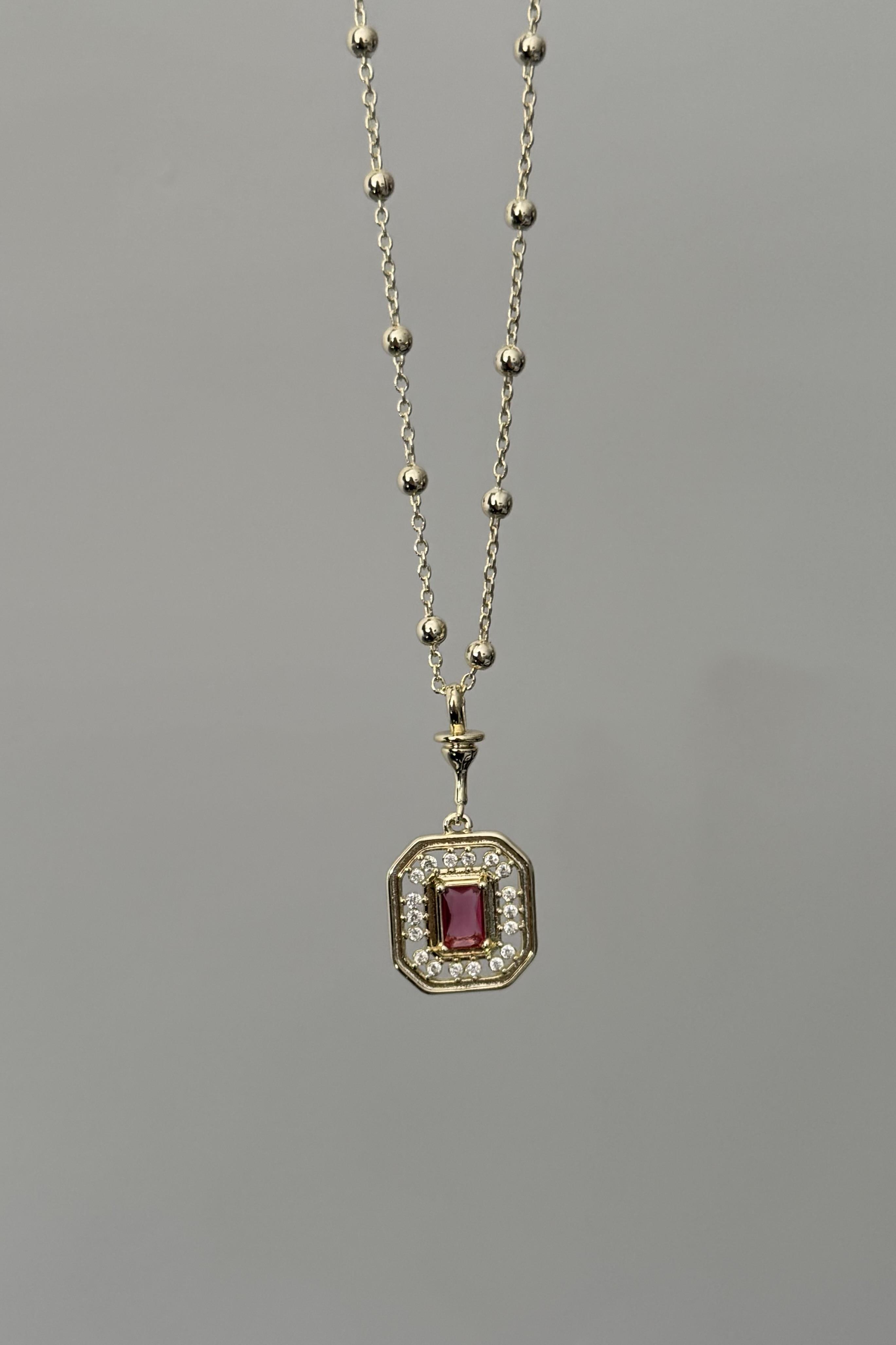 Fuchsia Baugette Kolye