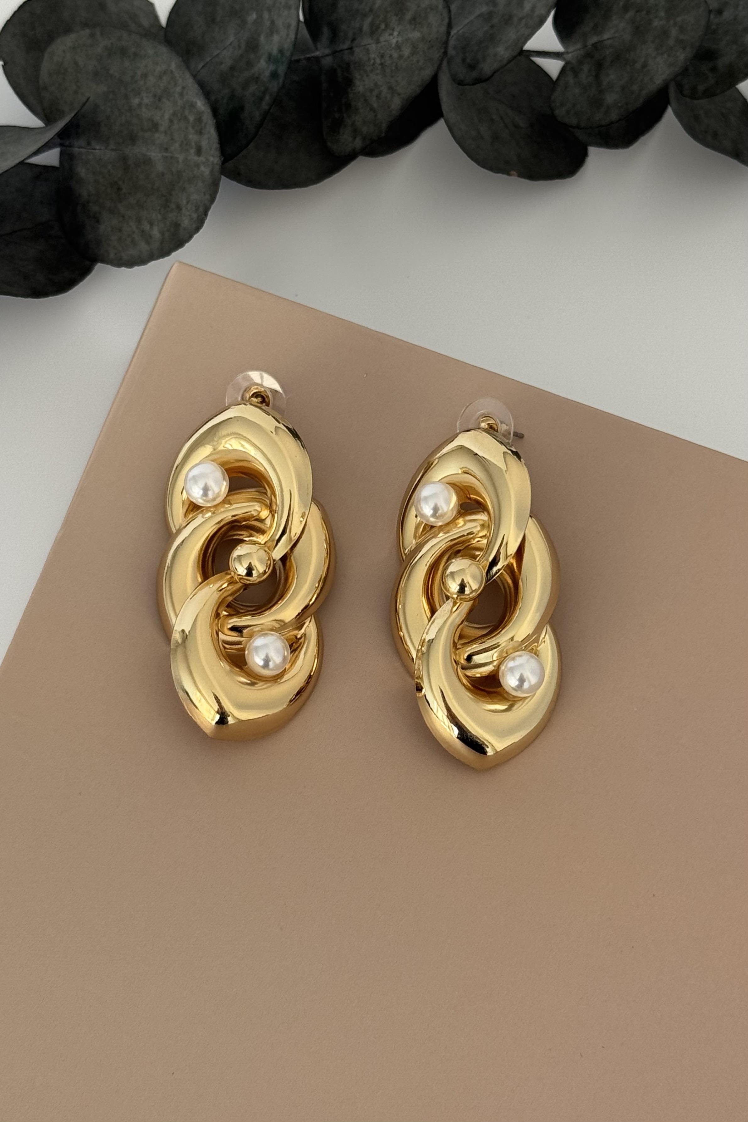 Gold Pearl Loop Küpe