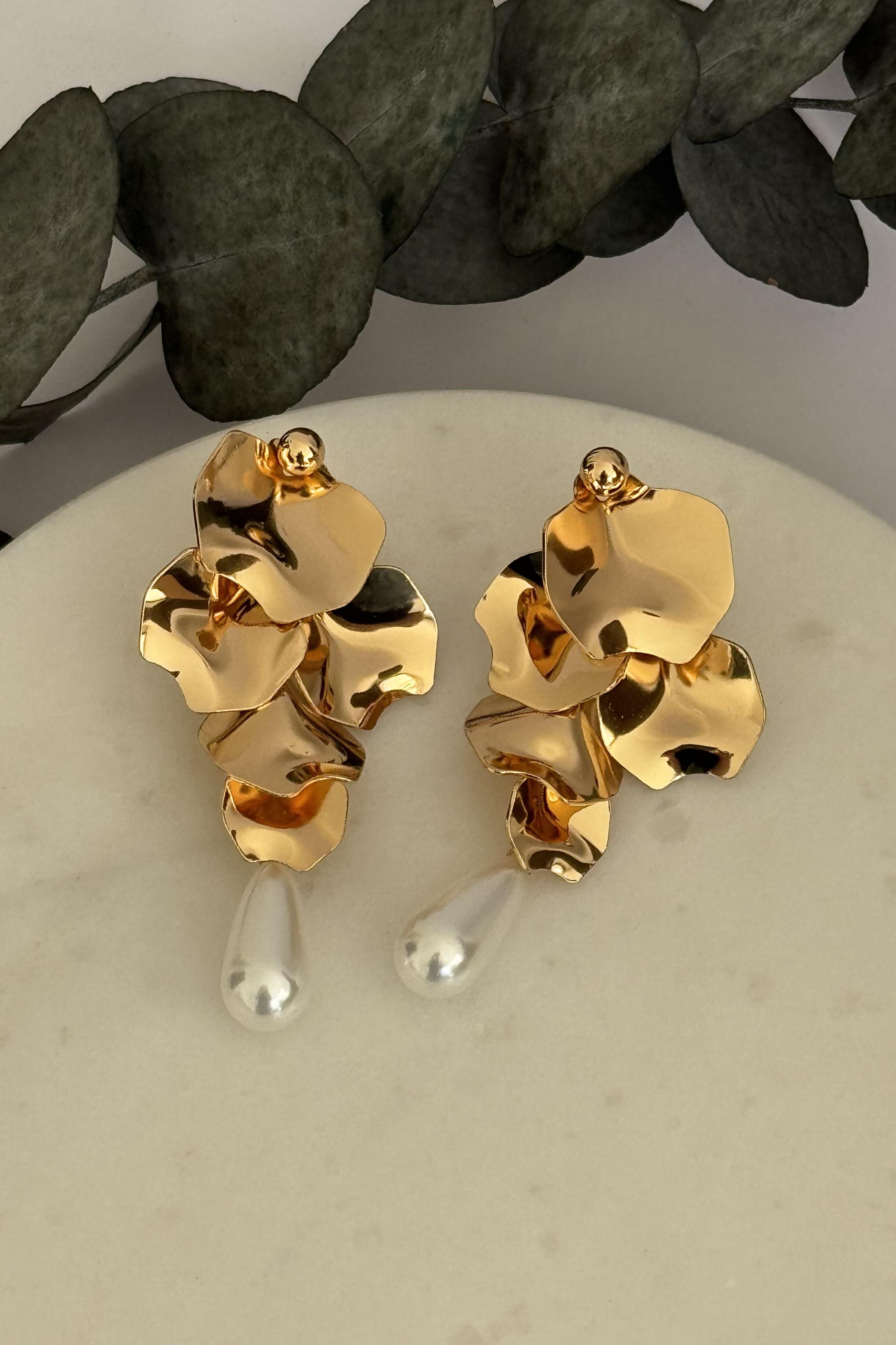 İnci Detaylı Gold Küpe