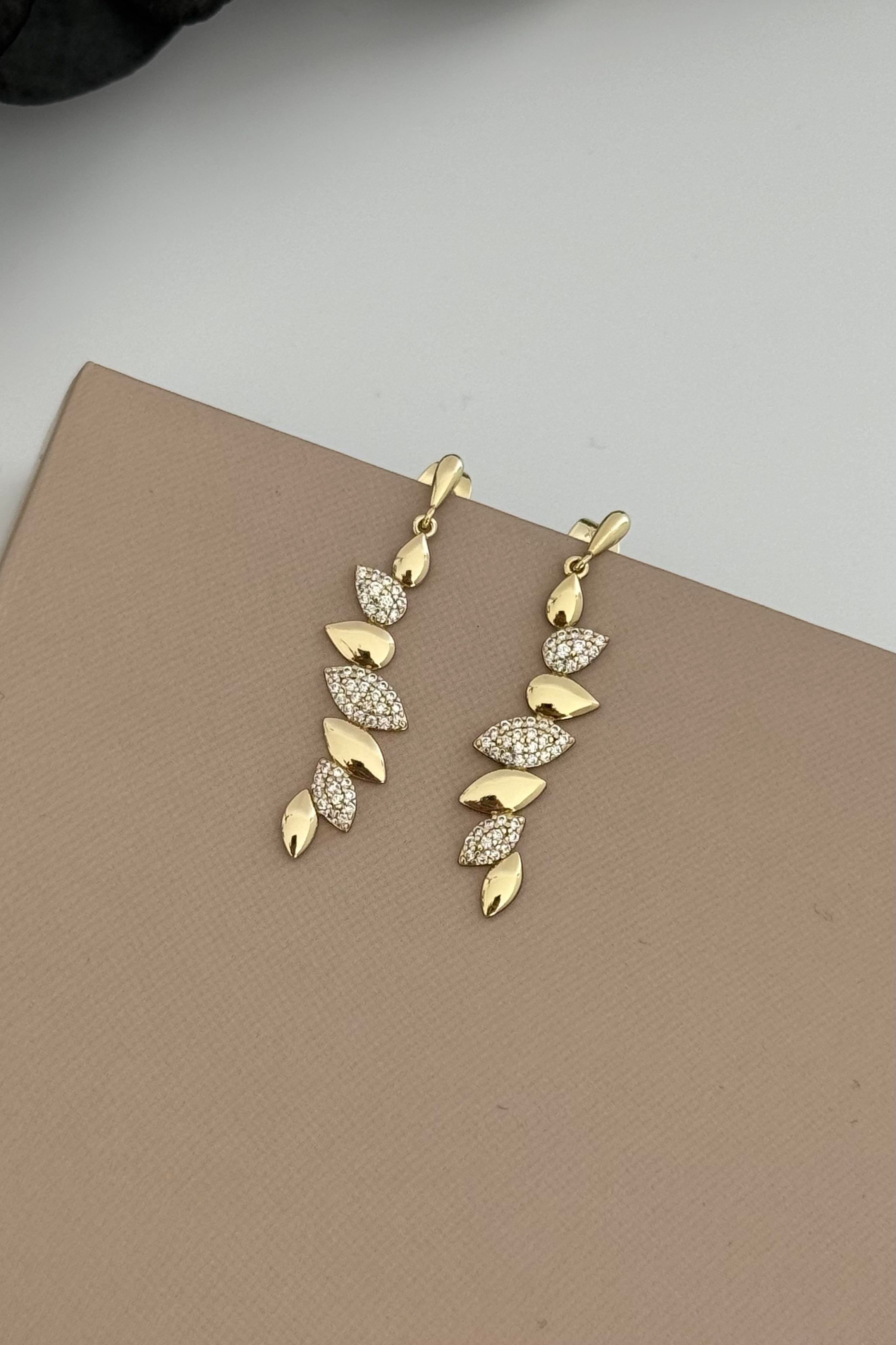 Ivy Vip Seri Küpe