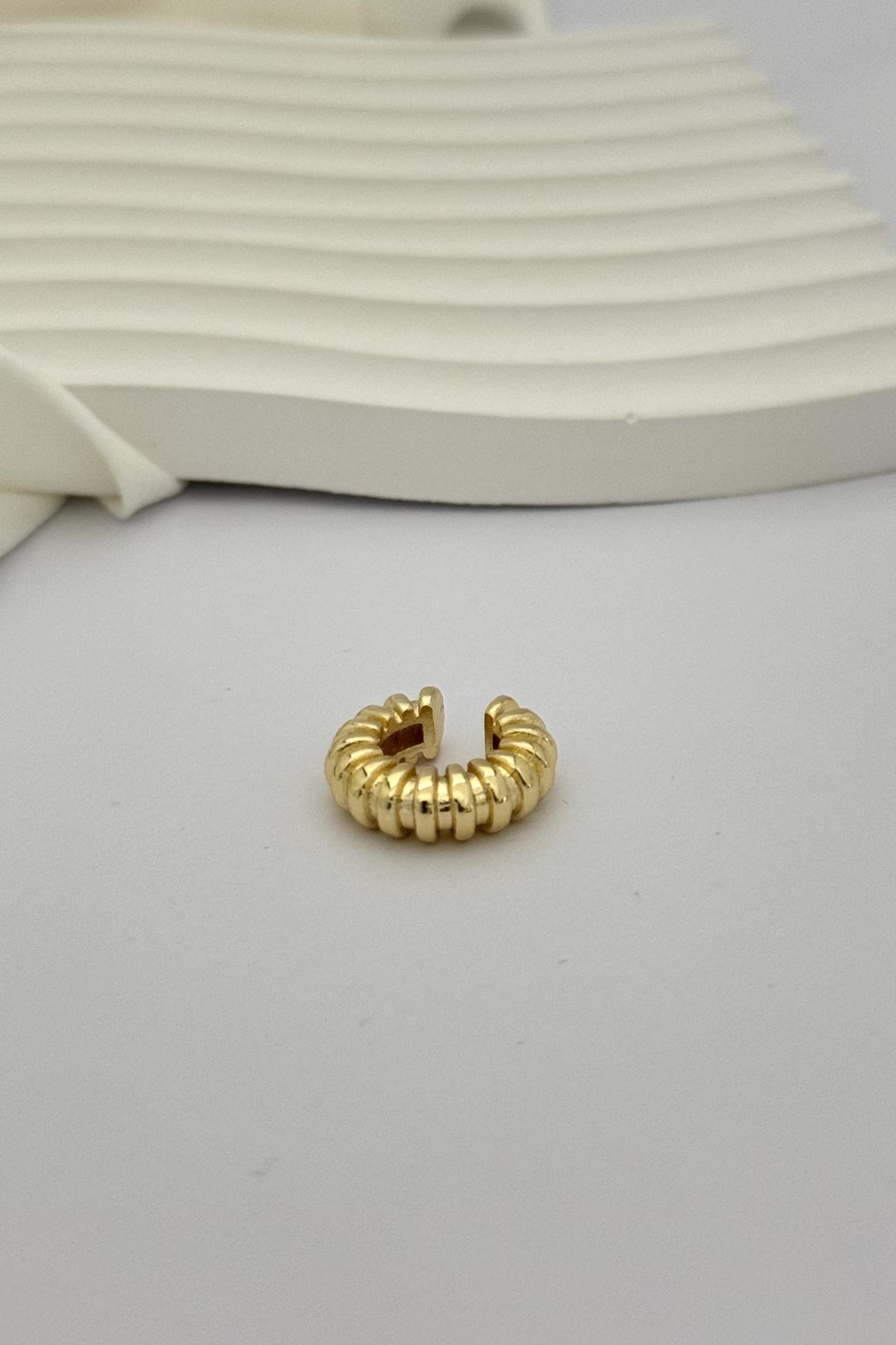 Janus Earcuff