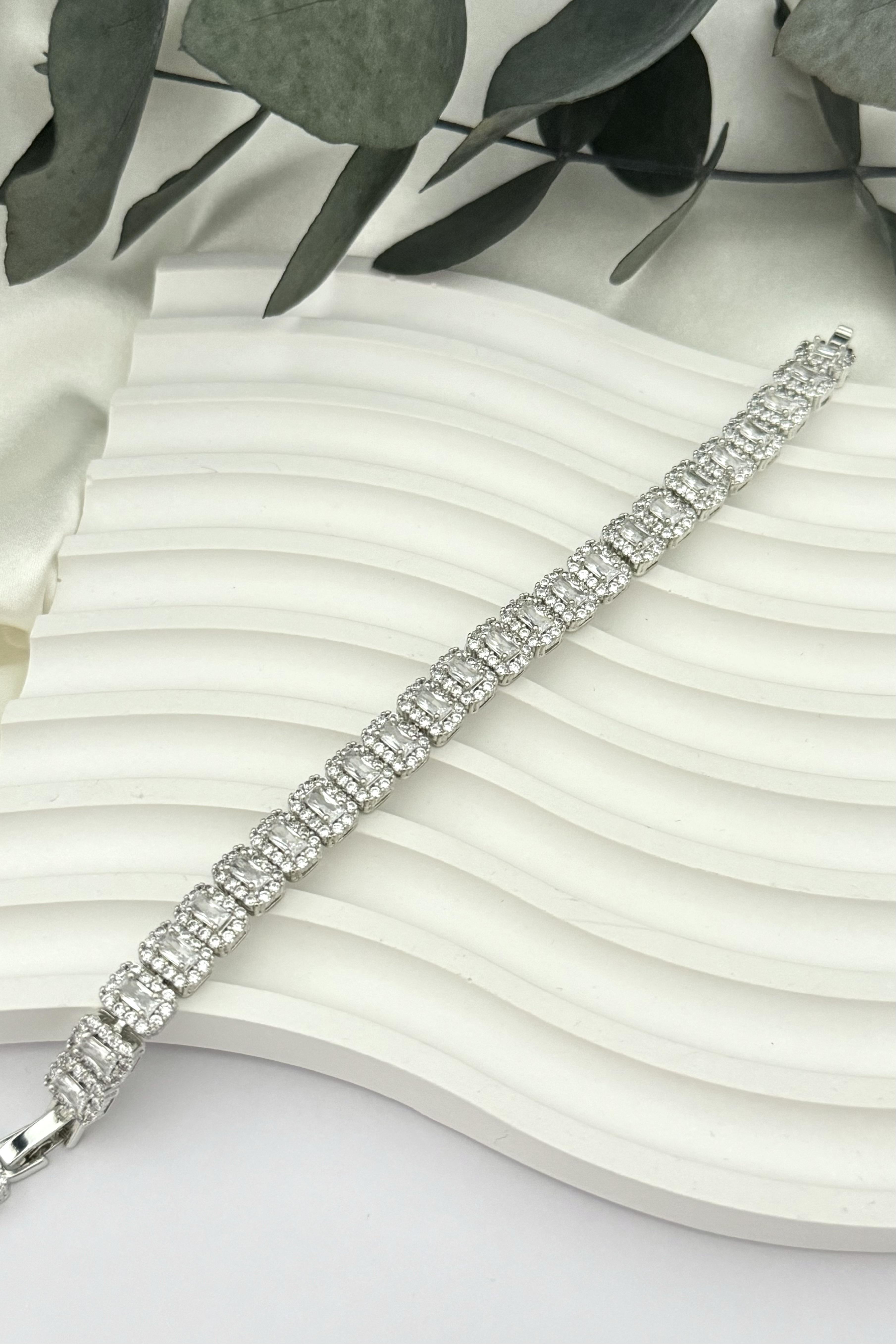 Jovana Su Yolu Bileklik