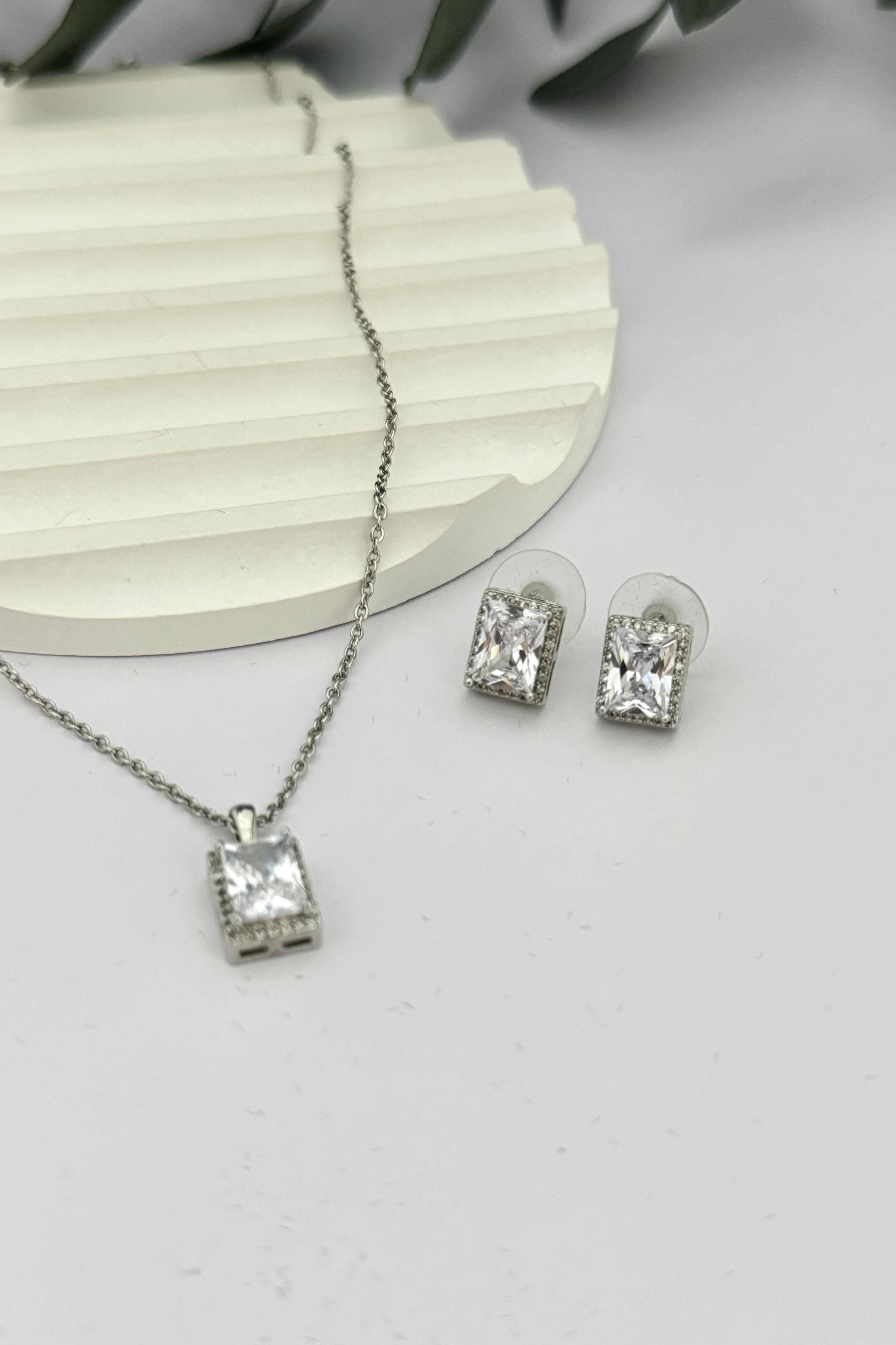 Lilesol Kolye - Küpe Set