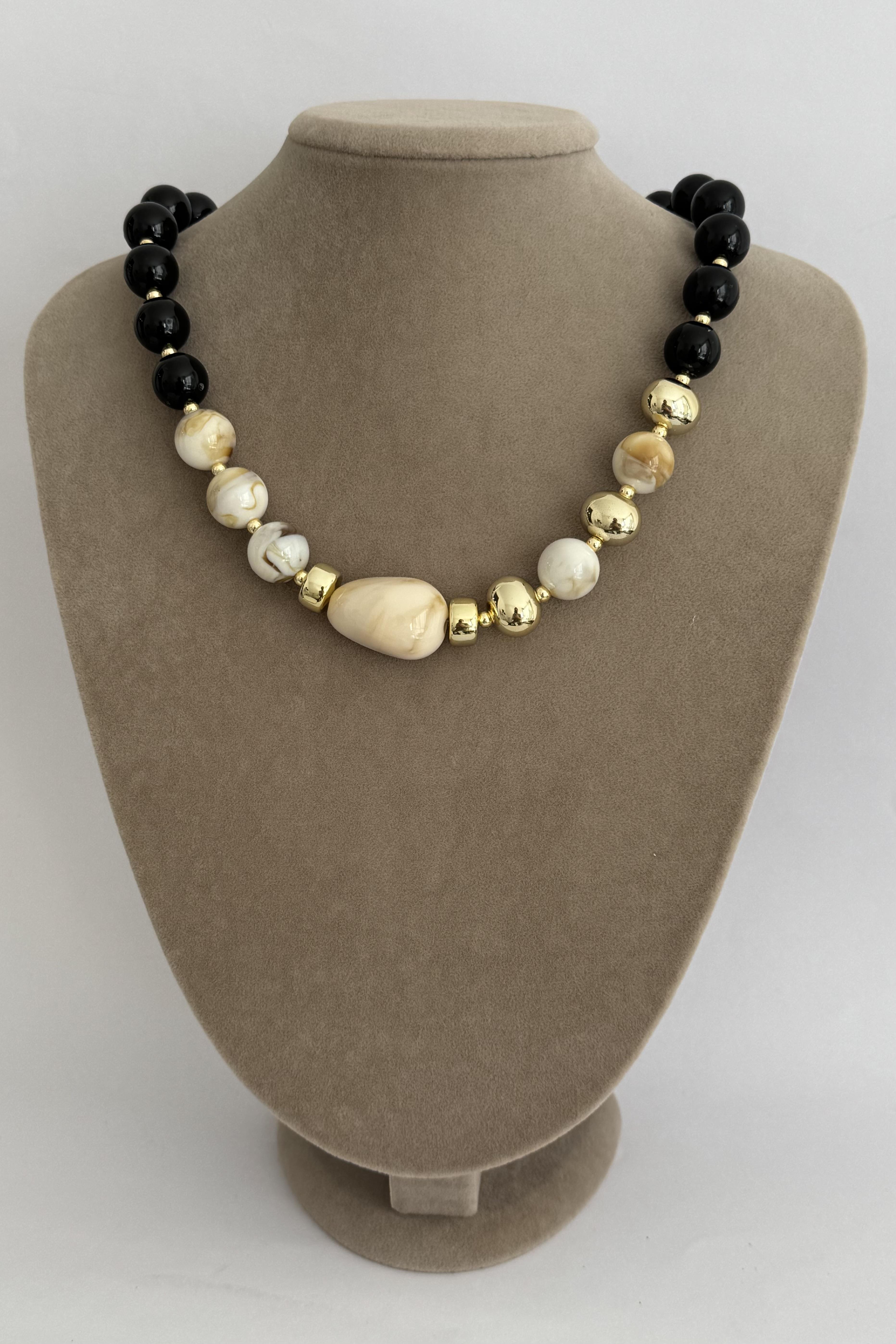 Magnia Black Kolye
