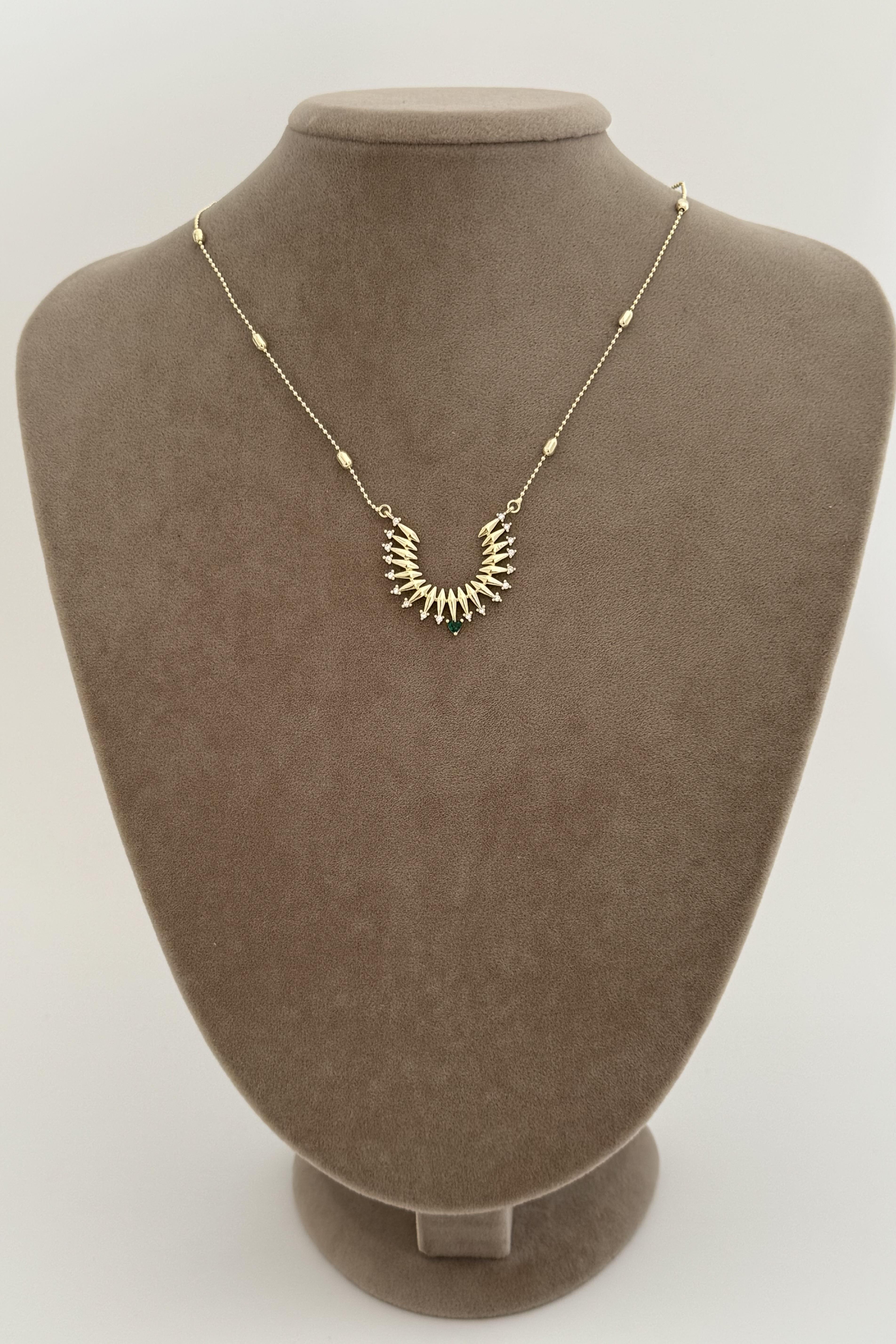 Orenda Green Kolye