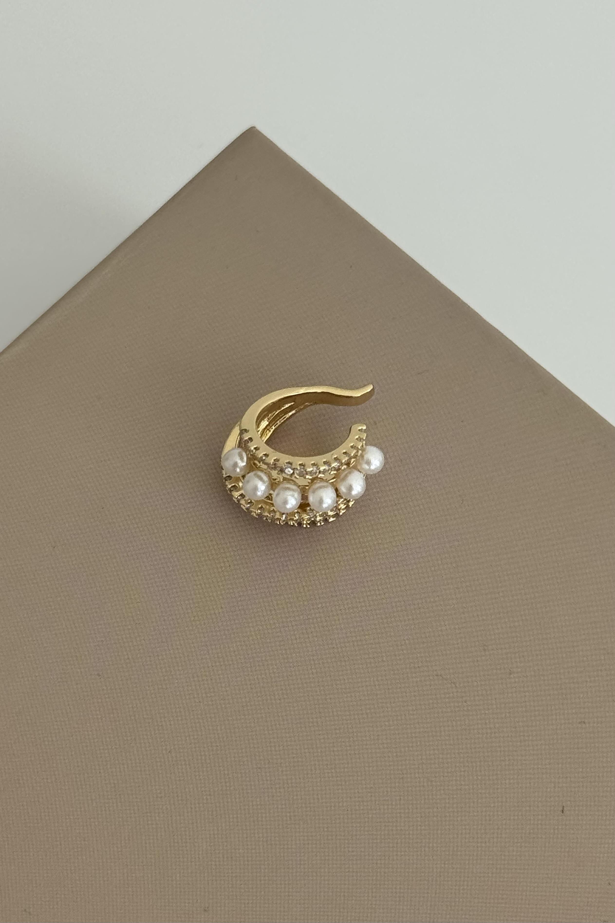 Perla Line Gold Kıkırdak Küpe
