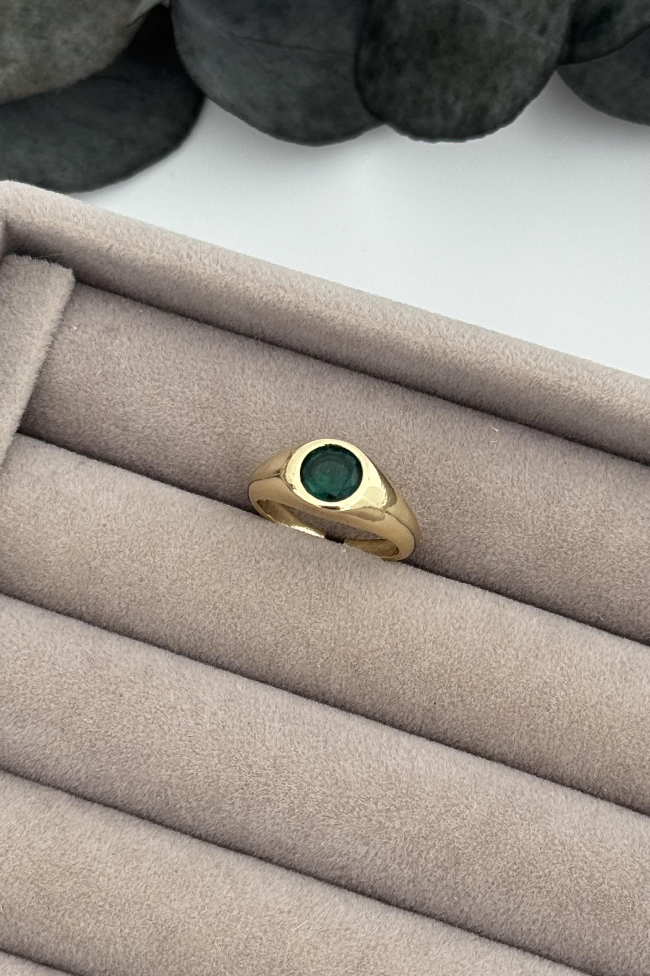 Solid Green Yüzük