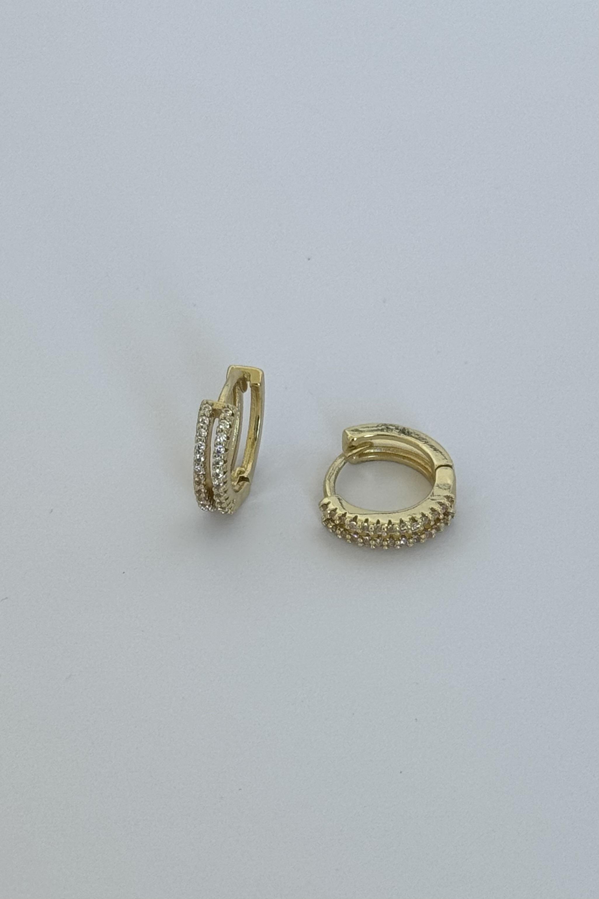 Taş Detaylı Halka Küpe