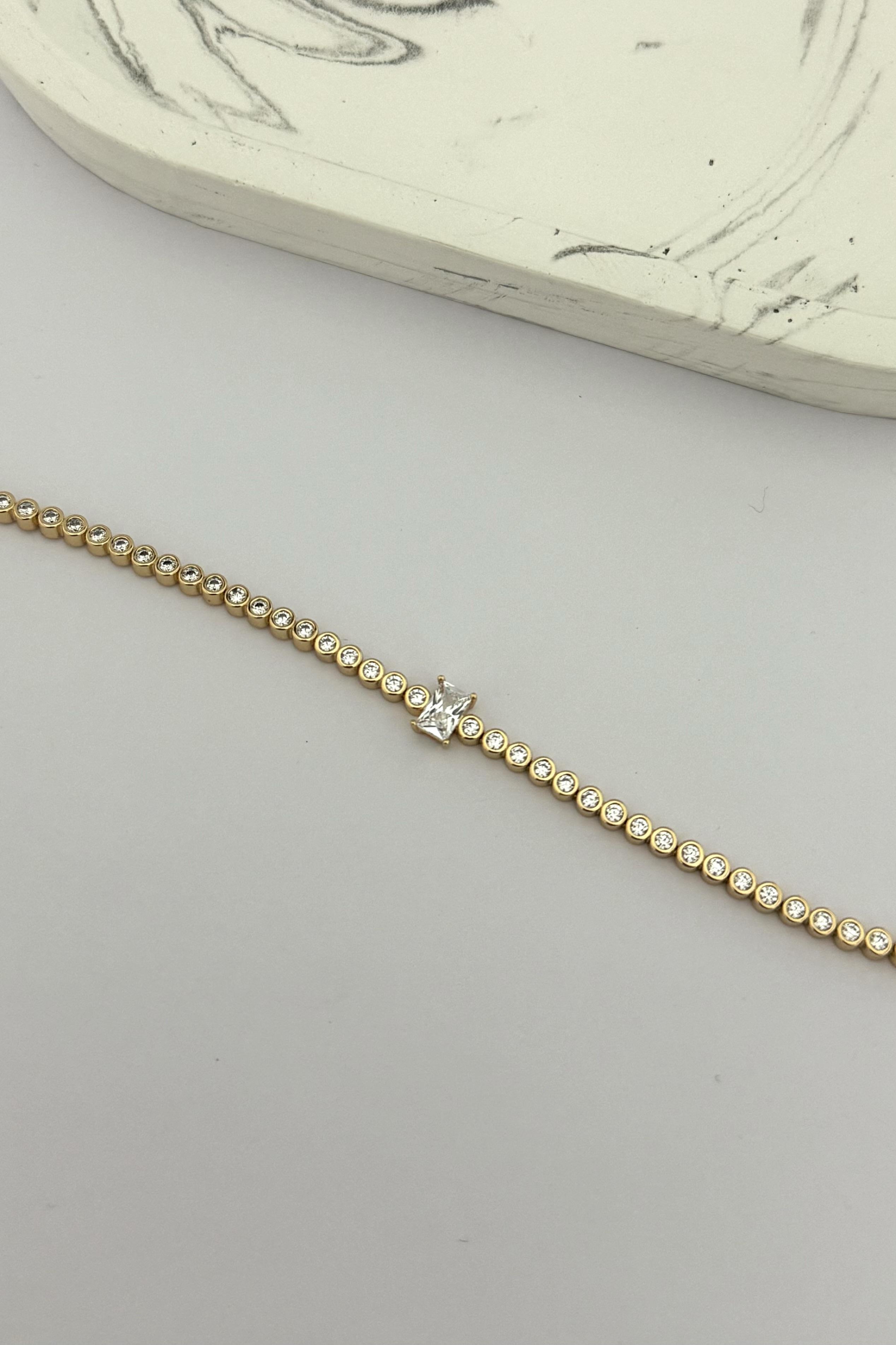 Taşlı Vip Seri Bileklik