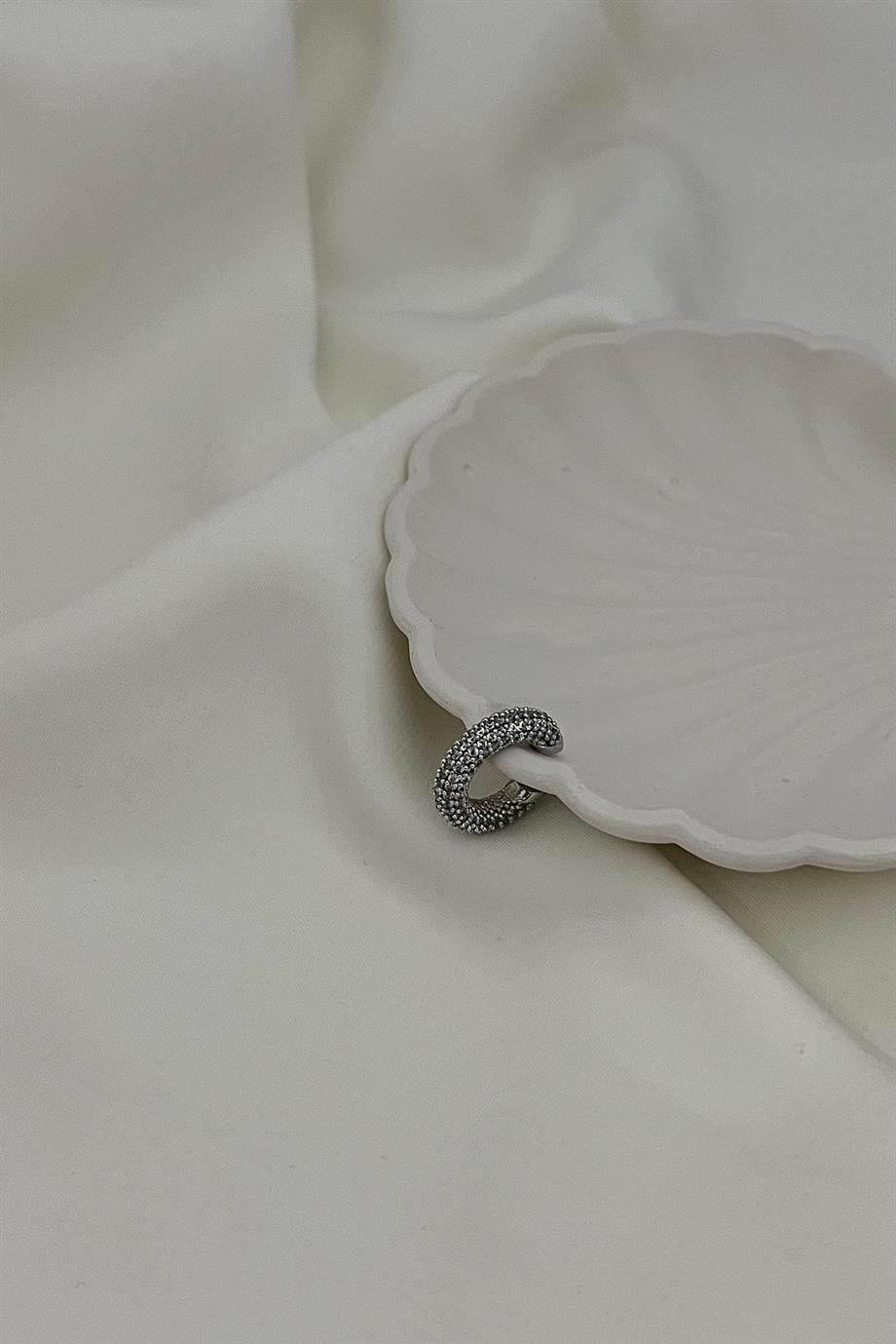 Uniq Silver Earcuff