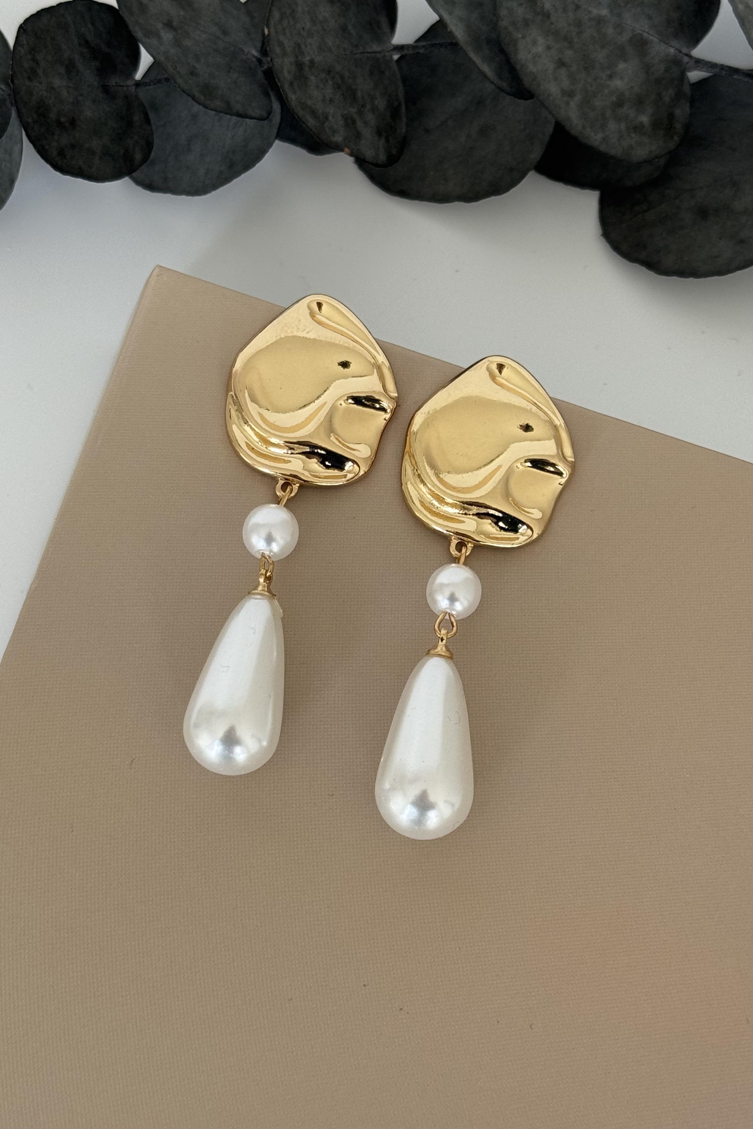 White Pearl Küpe