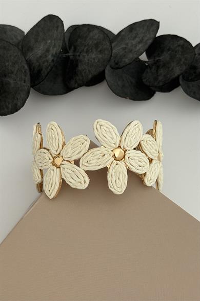 Beyaz Çiçek Motifli Hasır Bileklik