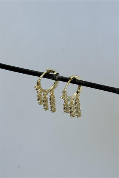 Taş Detaylı Halka Küpe