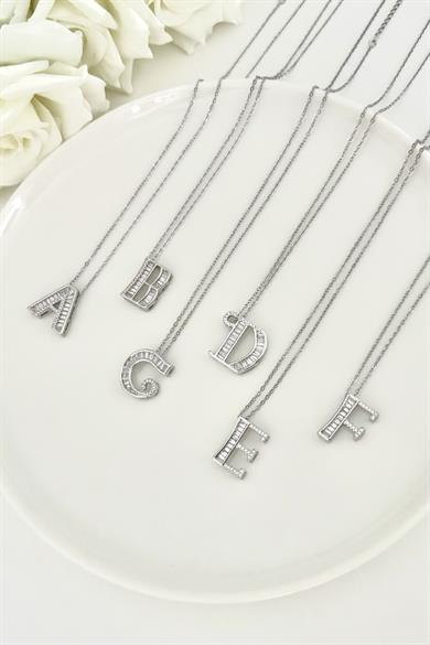 Taşlı Harf Silver Çelik Kolye 