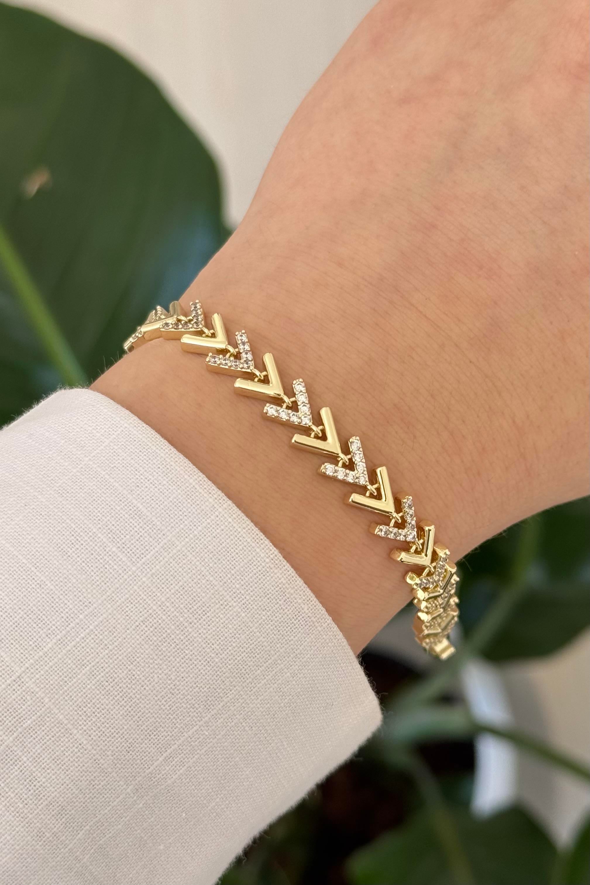Arrowline Gold Bileklik