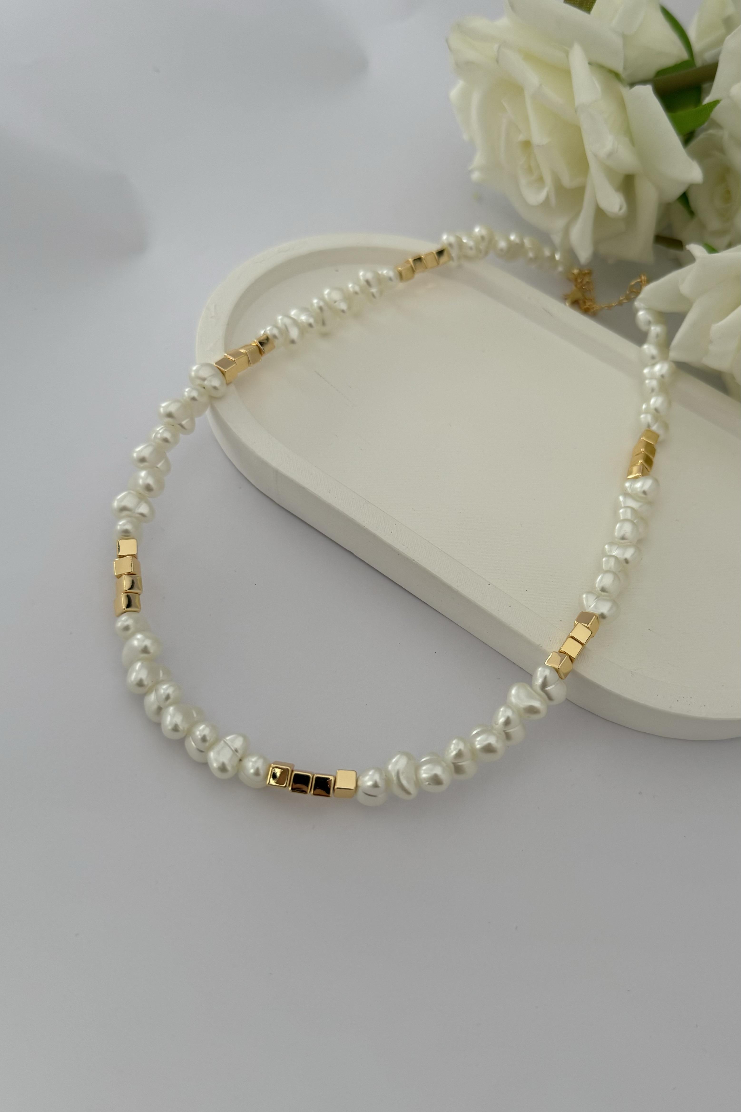 Barock Pearl Kolye
