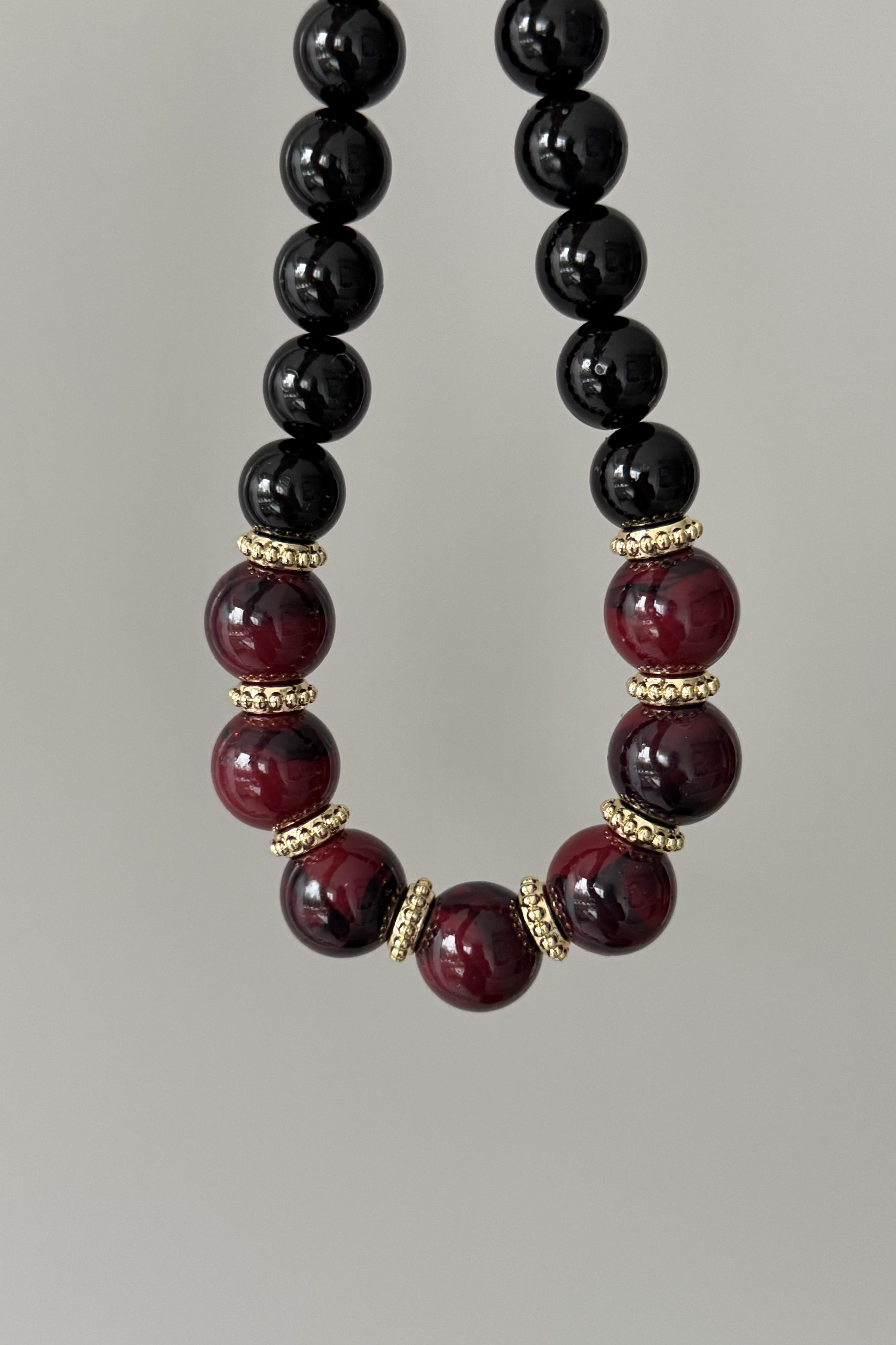 Bordo Taşlı Kolye