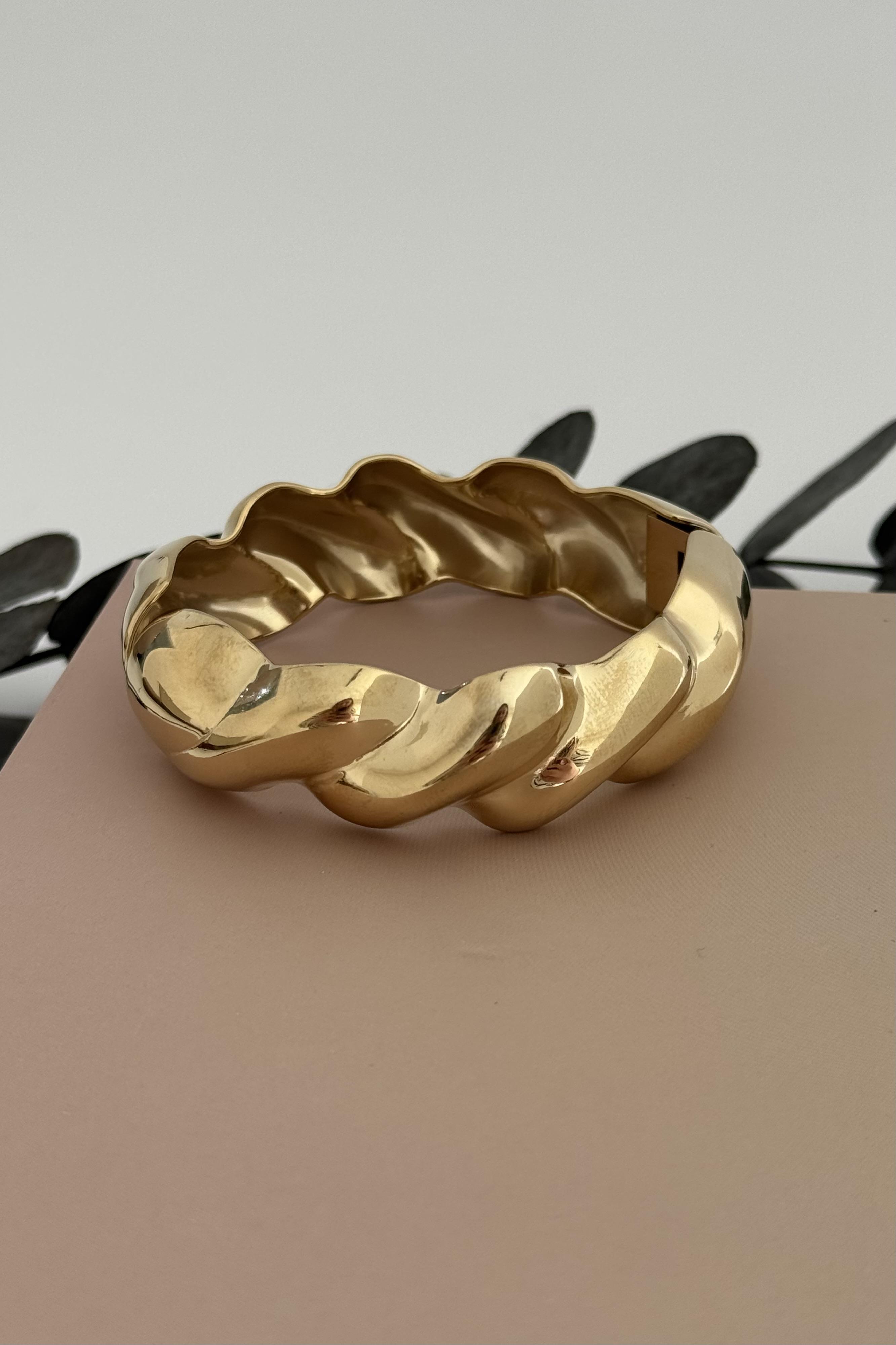 Burgu Çelik Kelepçe Bileklik