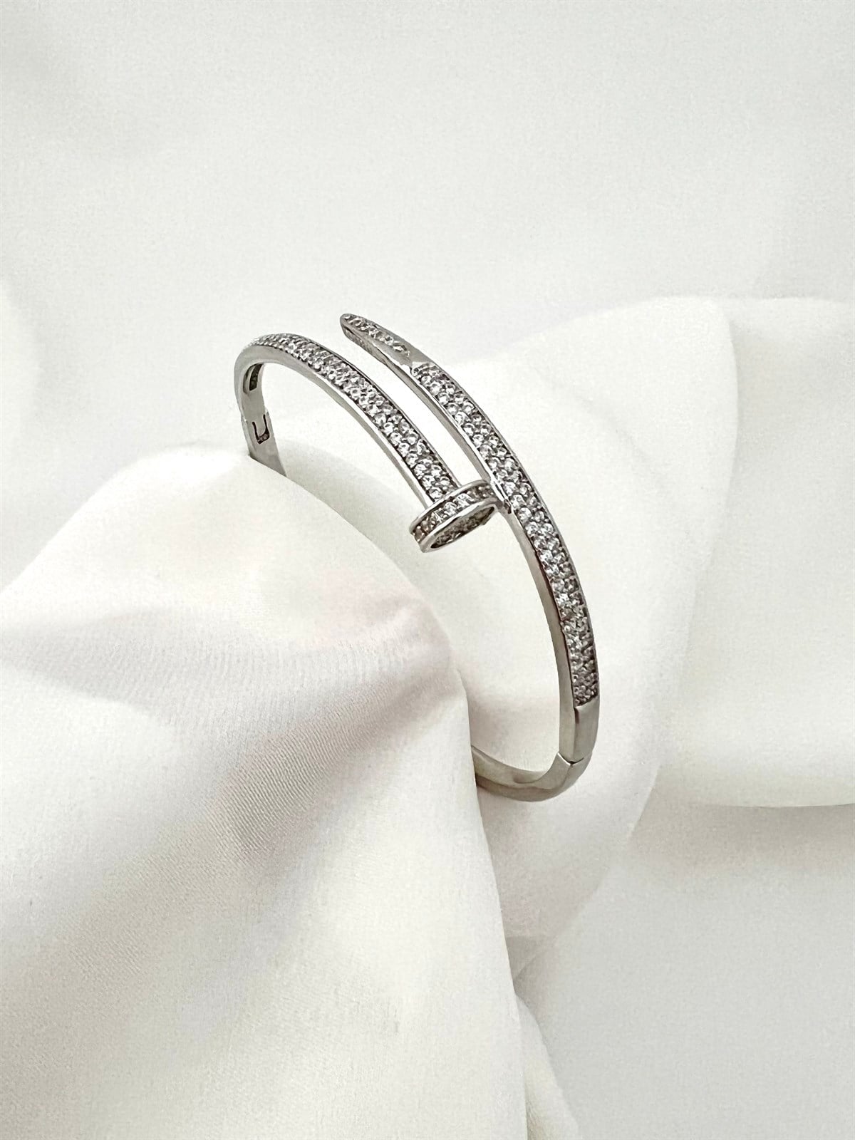 Çivi Silver Çelik Kelepçe Bileklik