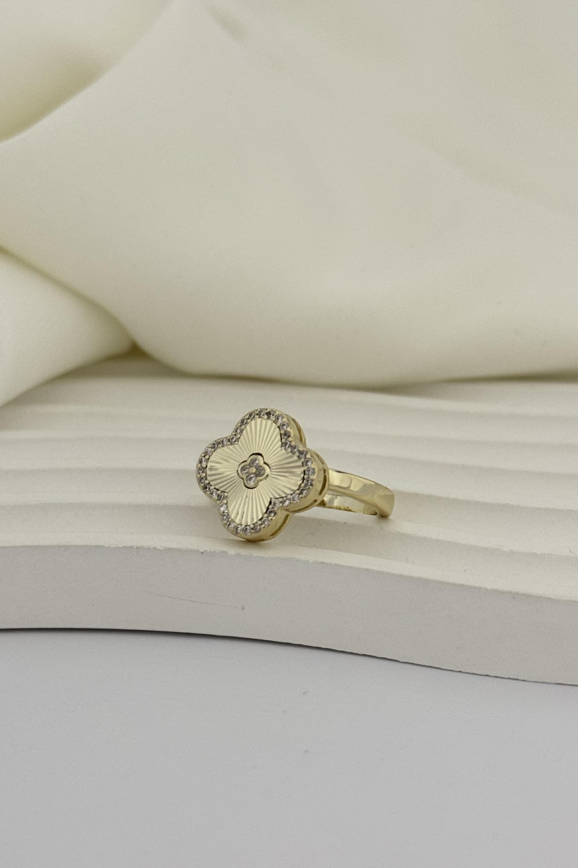 Cleef Gold Yüzük