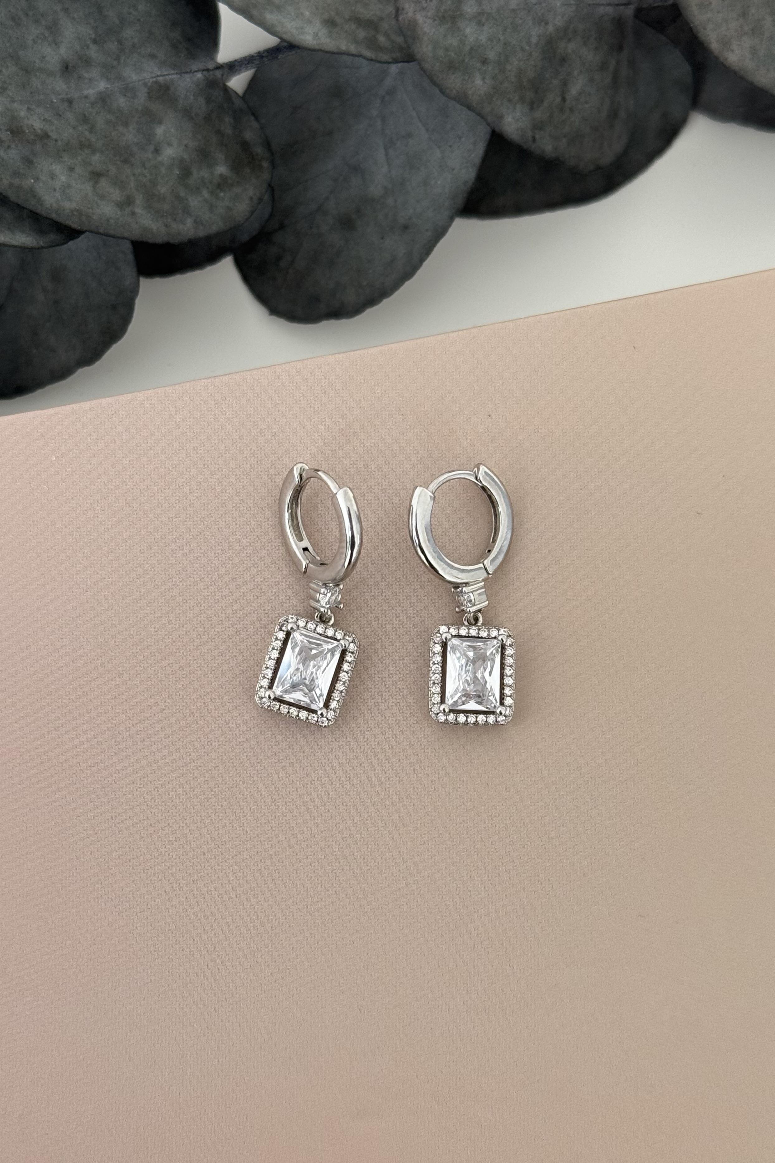 Kare Baget Silver Küpe