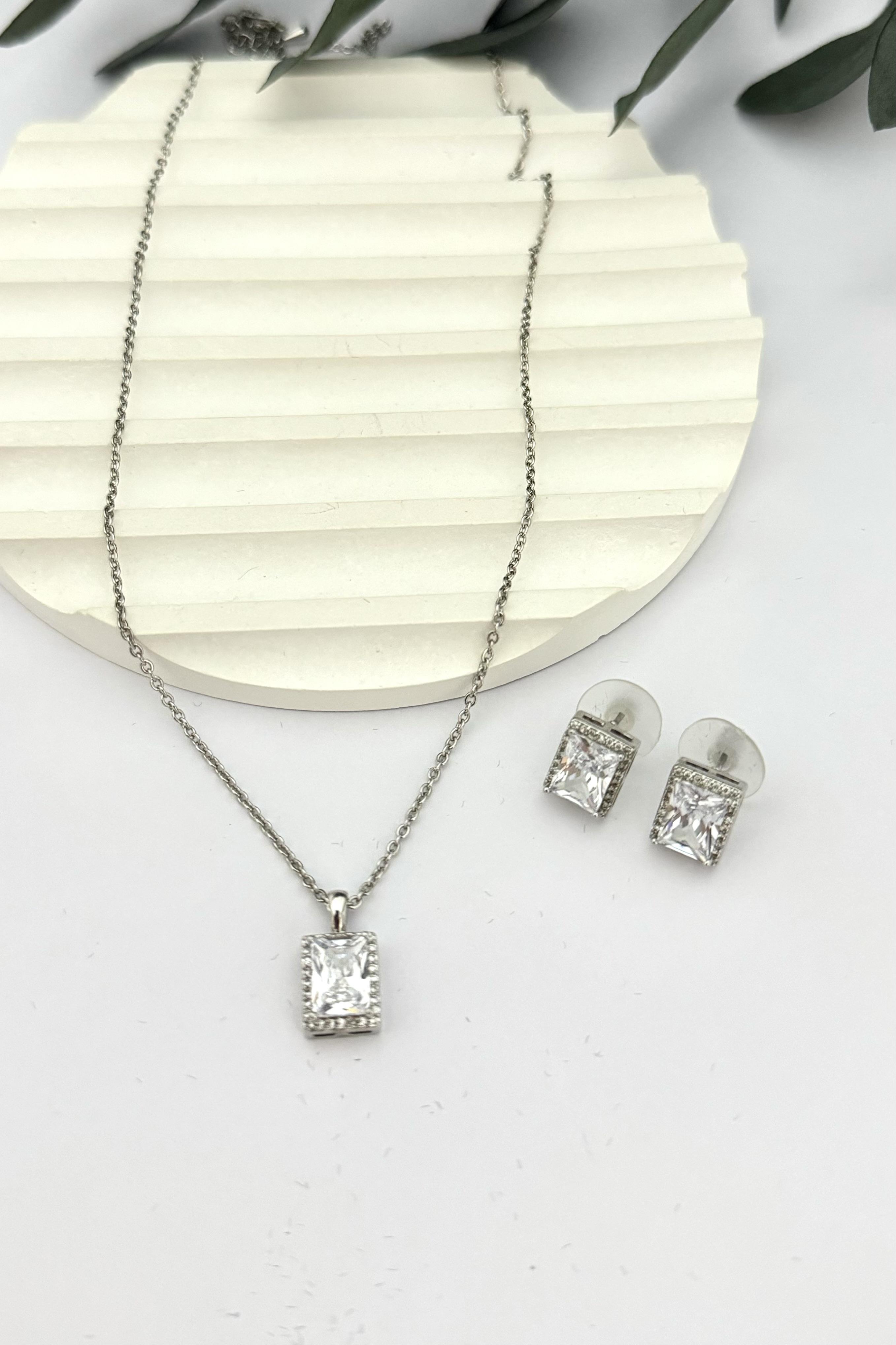 Lilesol Kolye - Küpe Set