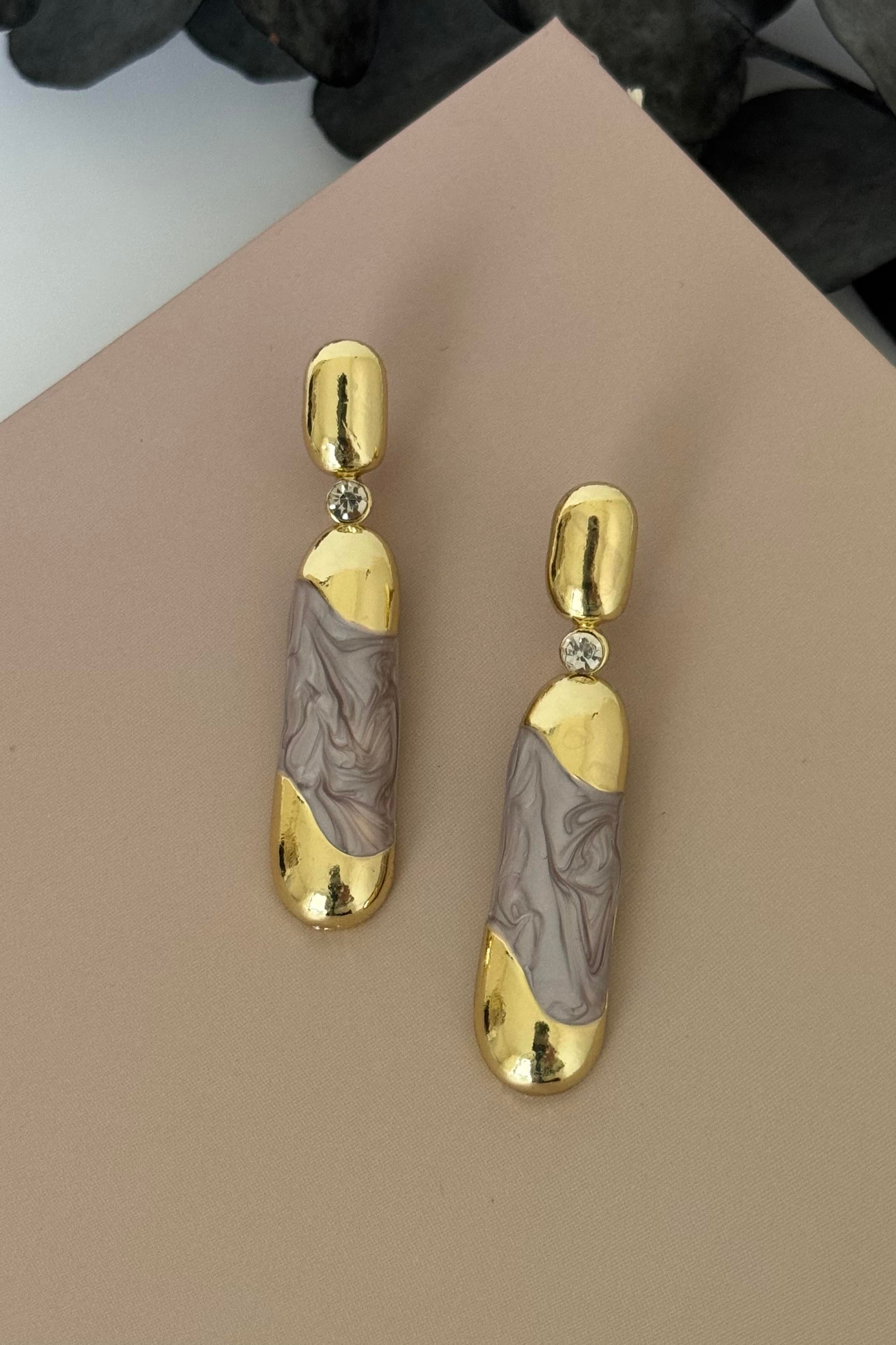 Lustre Gri Küpe