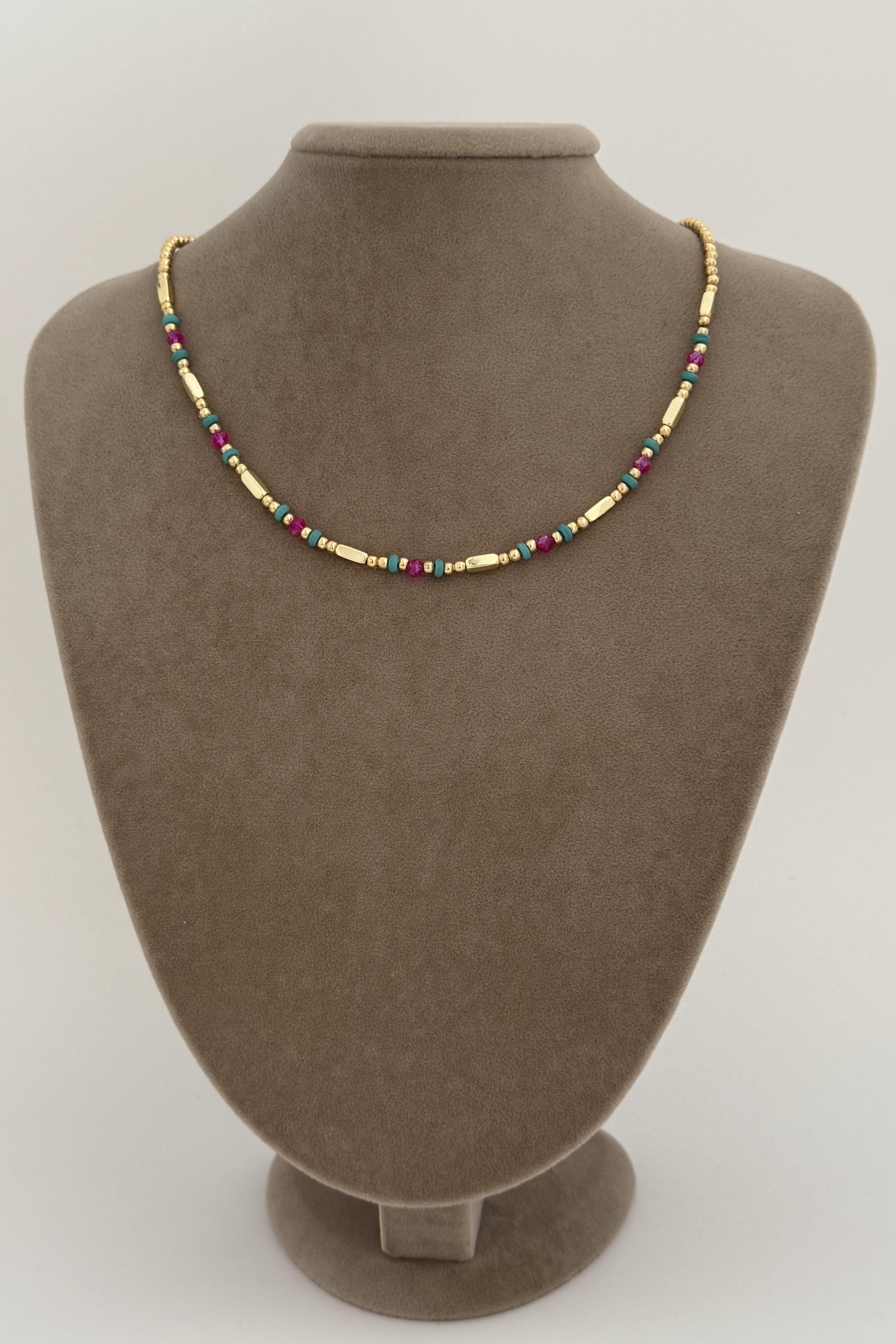 Nomad Soul Pembe Kolye