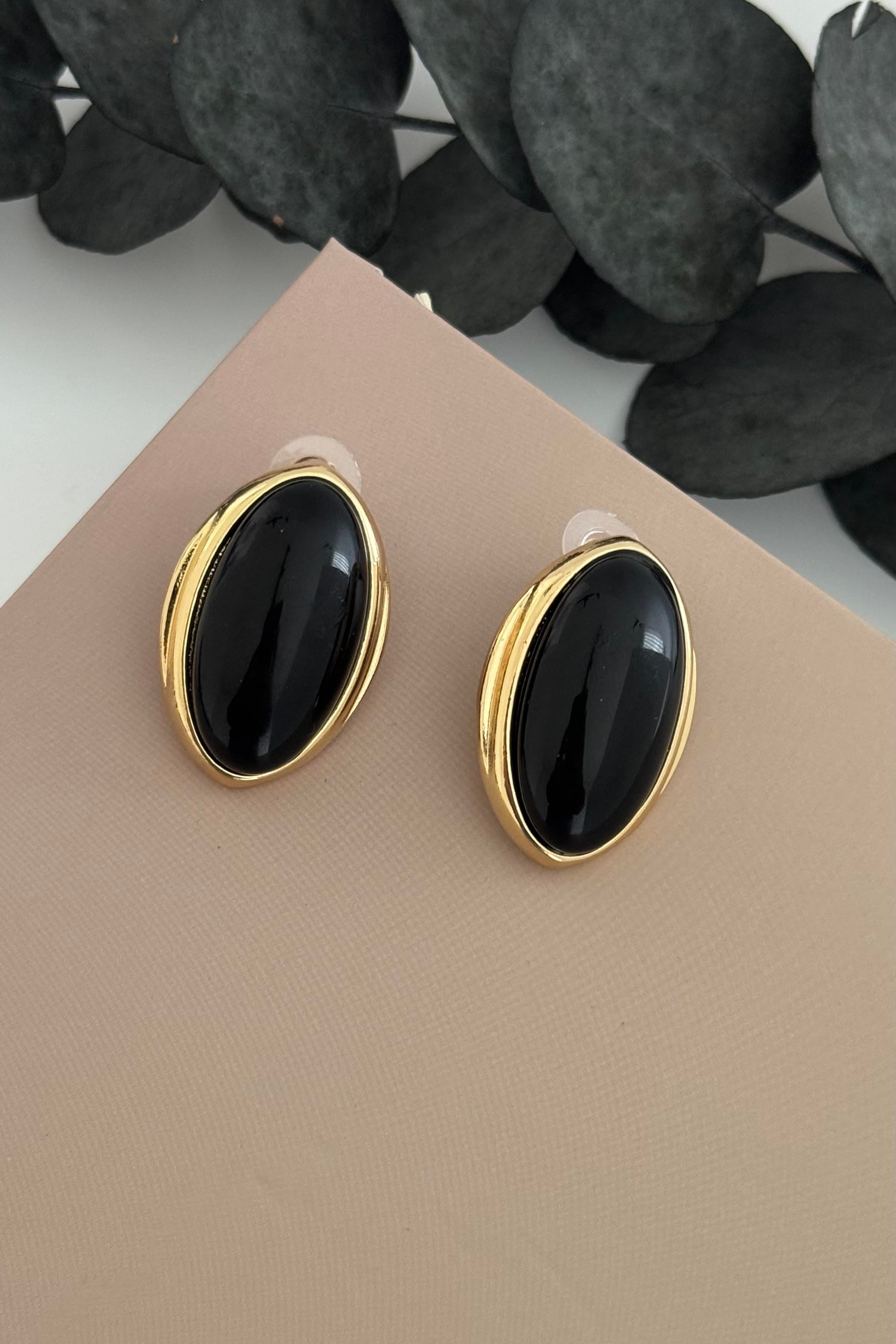 Oval Siyah Küpe