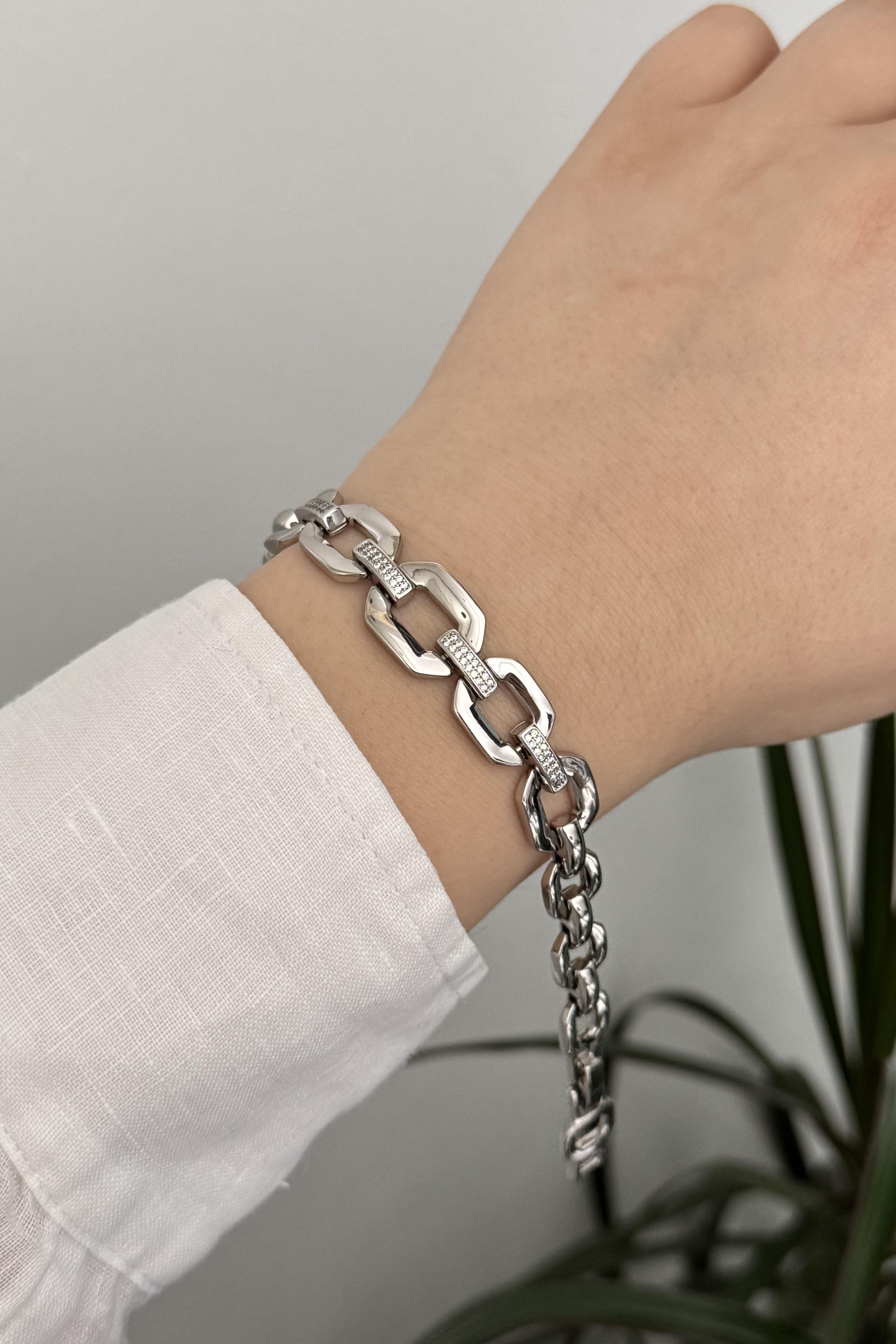 Taşlı Silver Vip Seri Bileklik