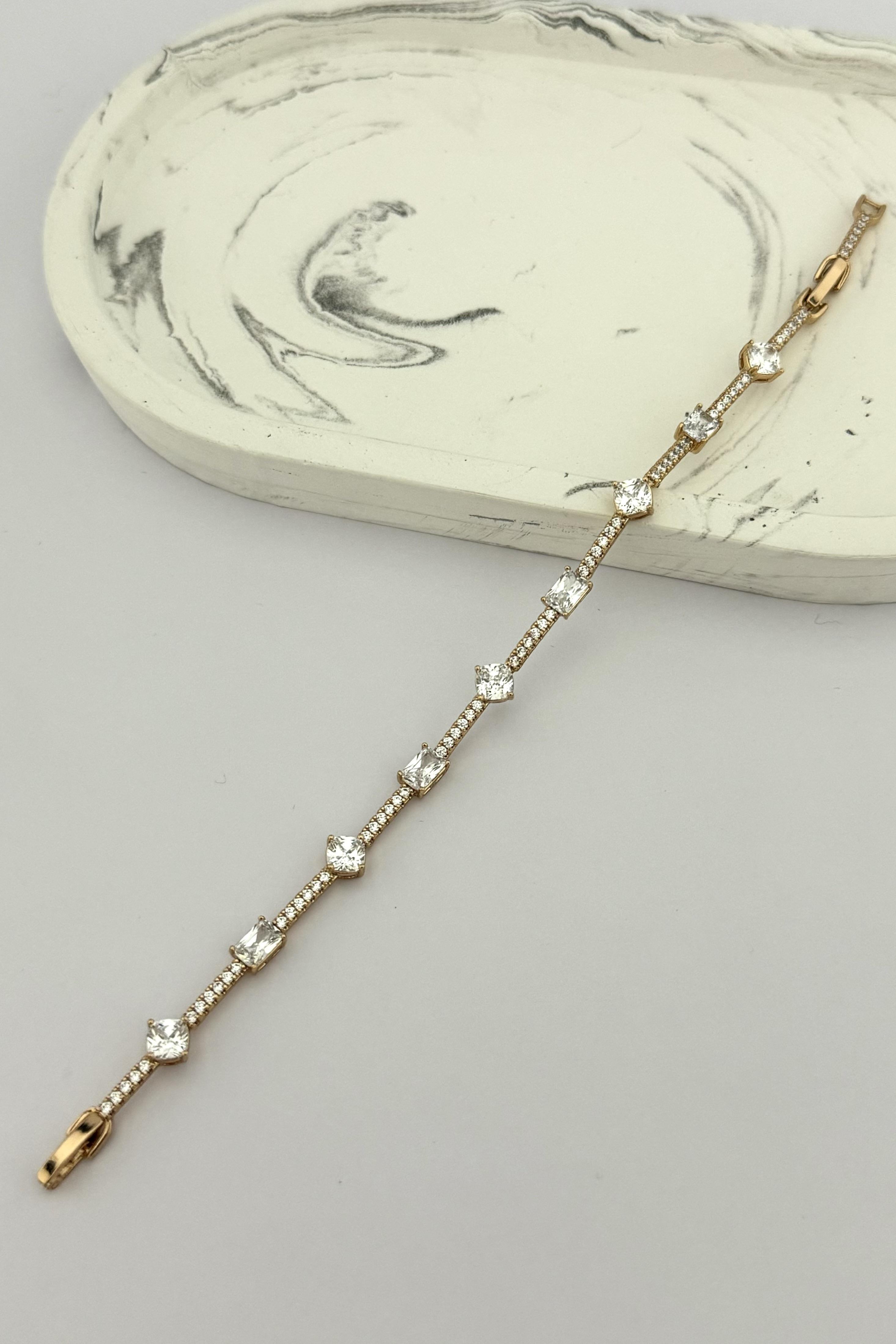 Taşlı Vip Seri Bileklik