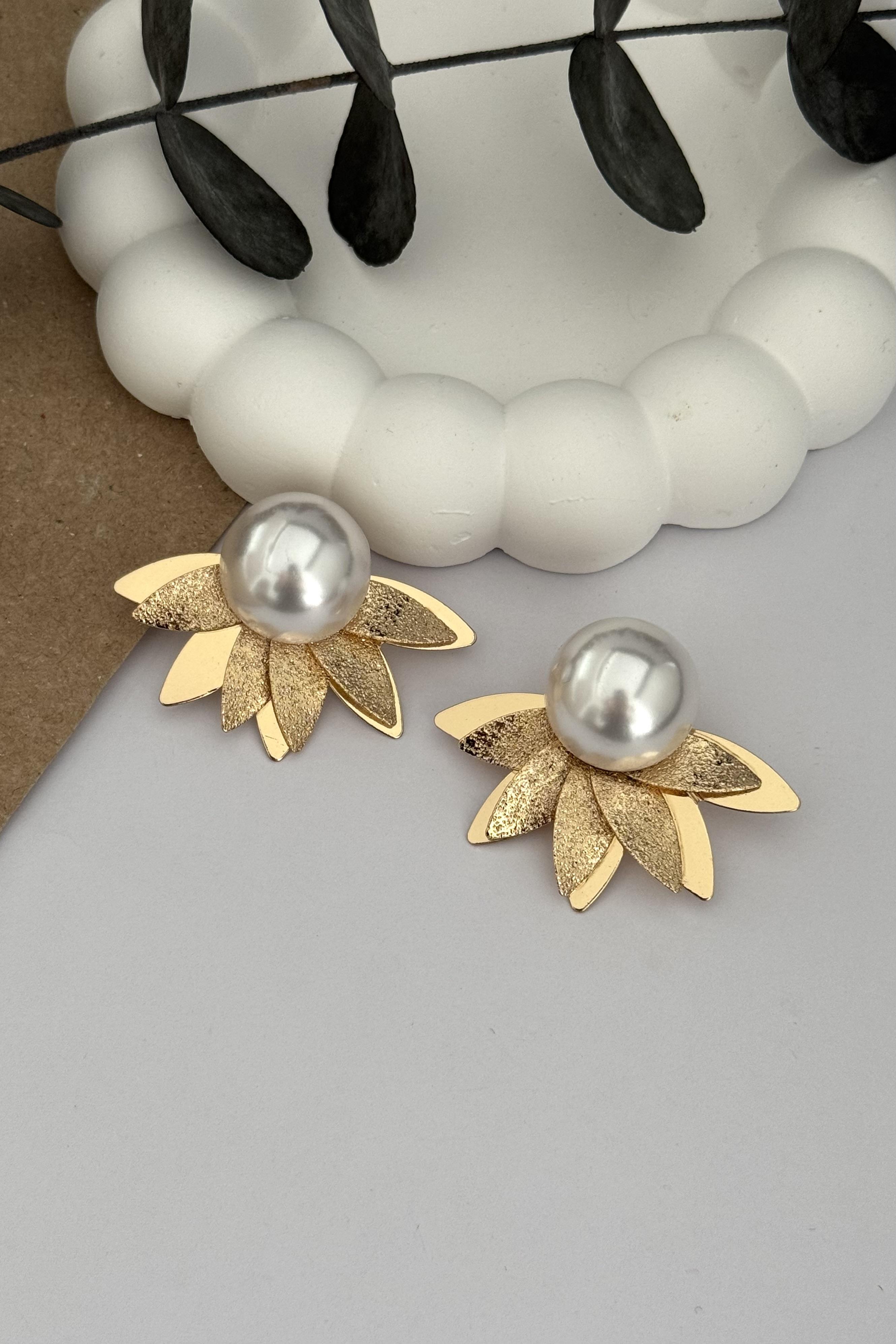 White Pearl Küpe