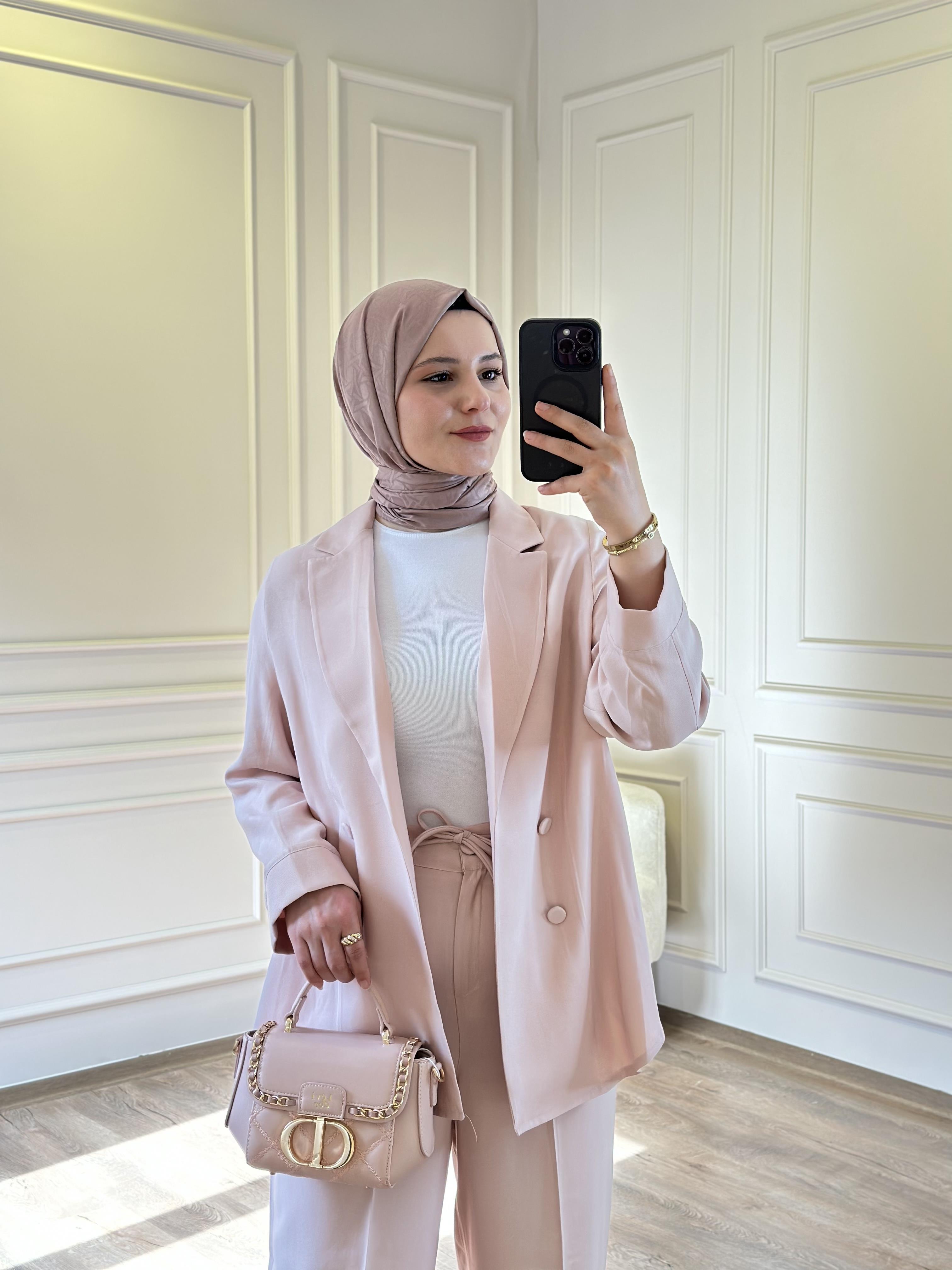 ASTARSIZ CEKET TAKIM