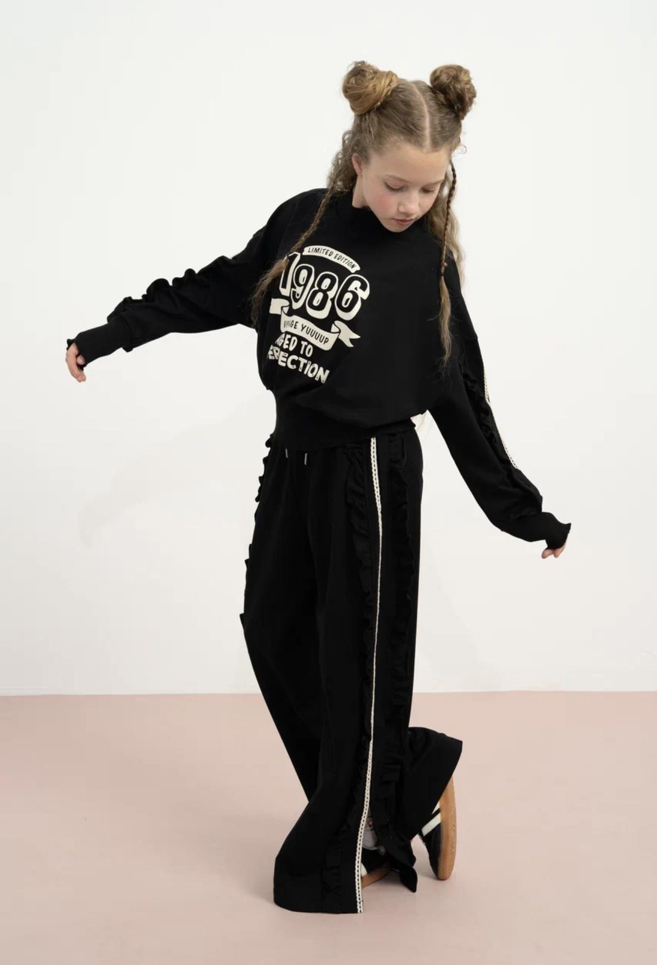 FIRFIR DETAYLI BASKILI TAKIM SİYAH