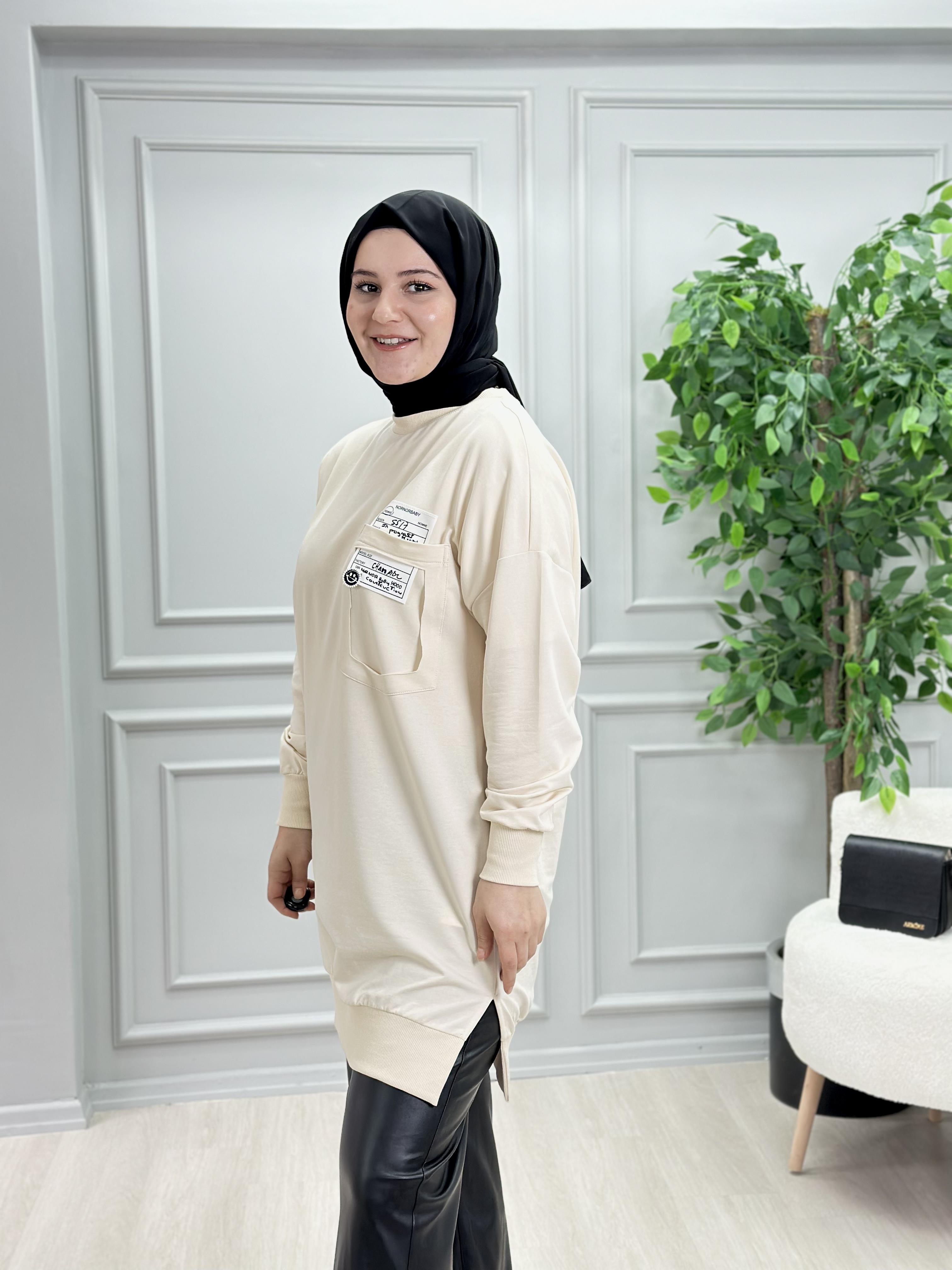 KREM CEPLİ SWEATSHIRT