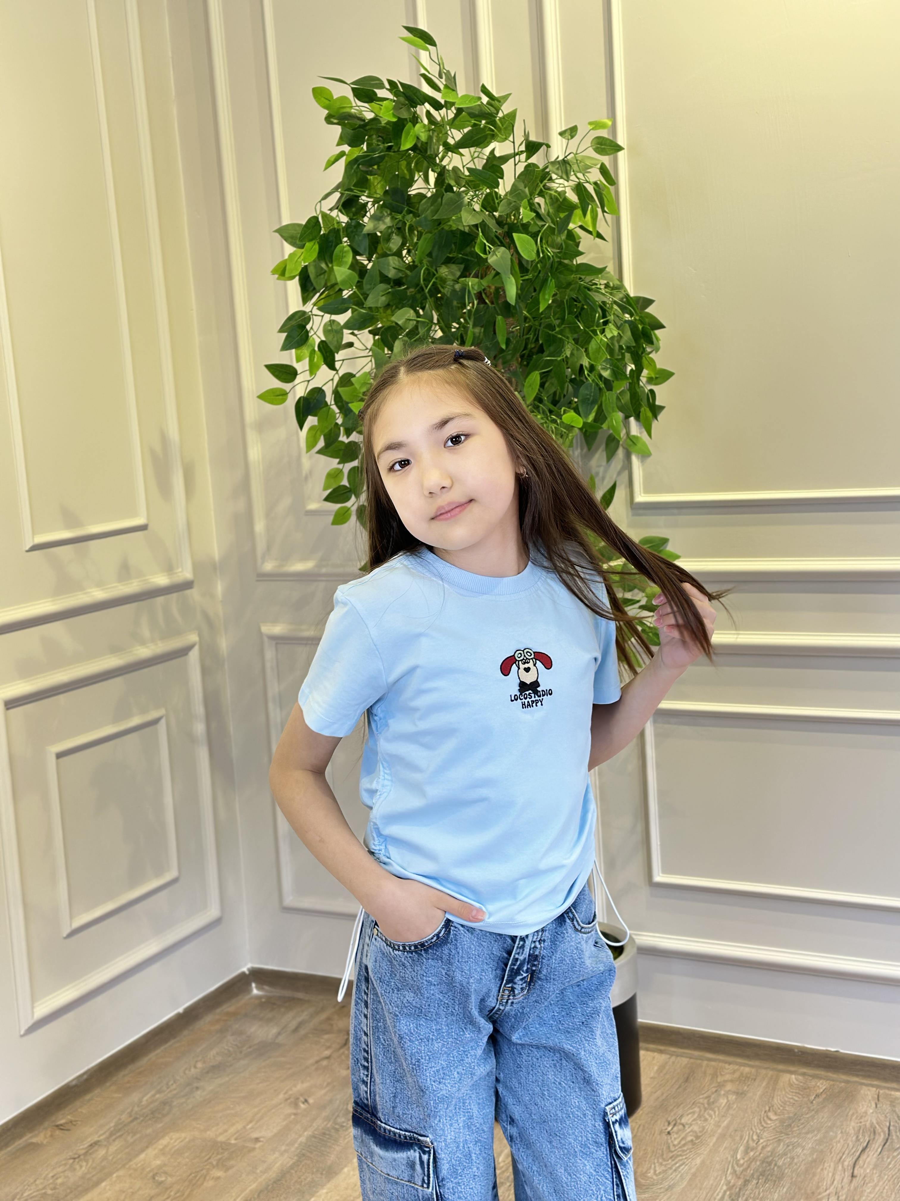 KUZU FİGÜRLÜ MAVİ CROP TİŞÖRT