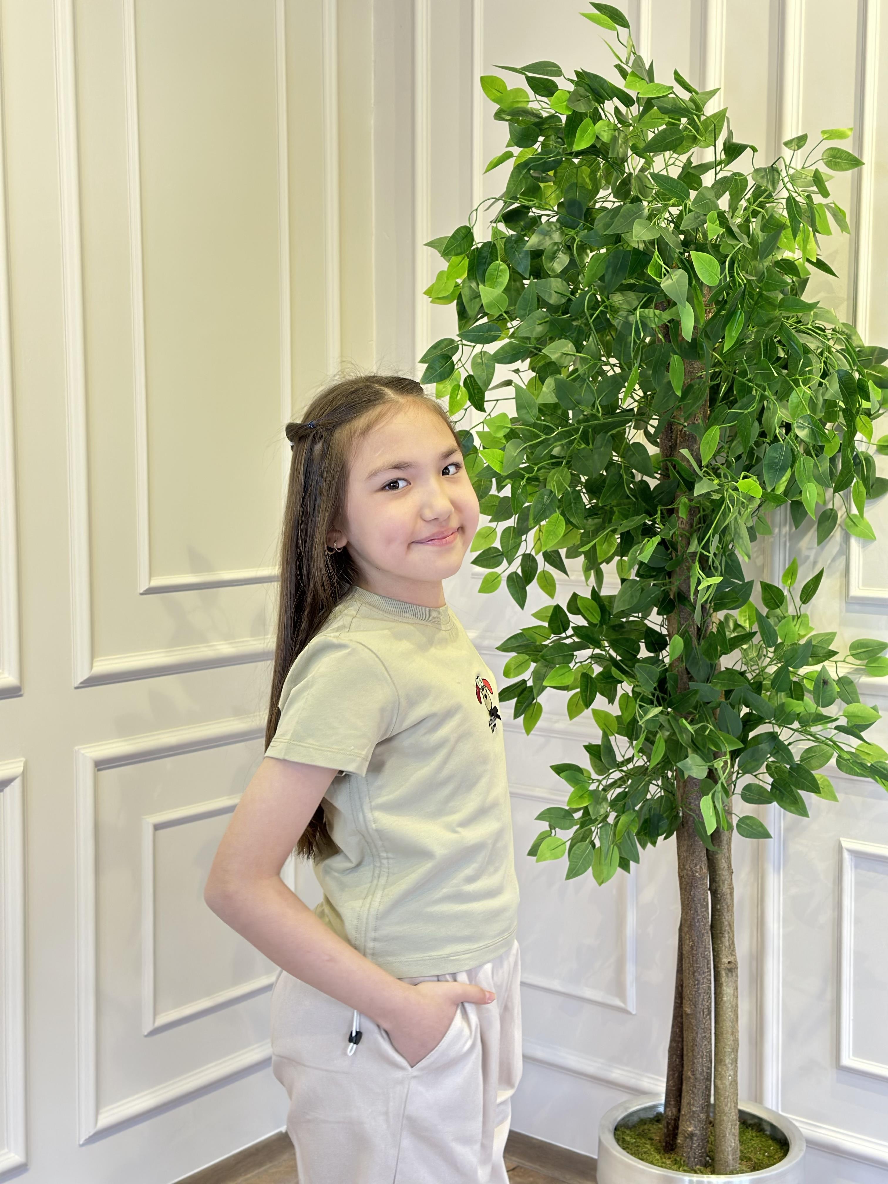 KUZU FİGÜRLÜ YEŞİL CROP TİŞÖRT