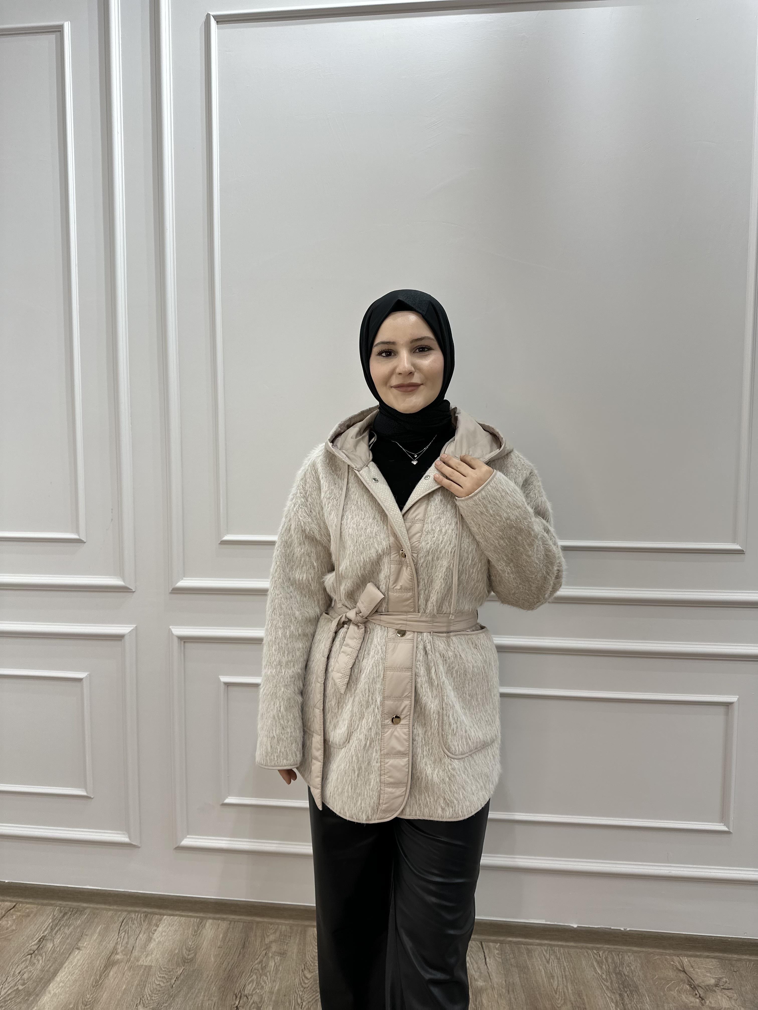 OWERSİZE  BEJ PELUŞ CEKET 