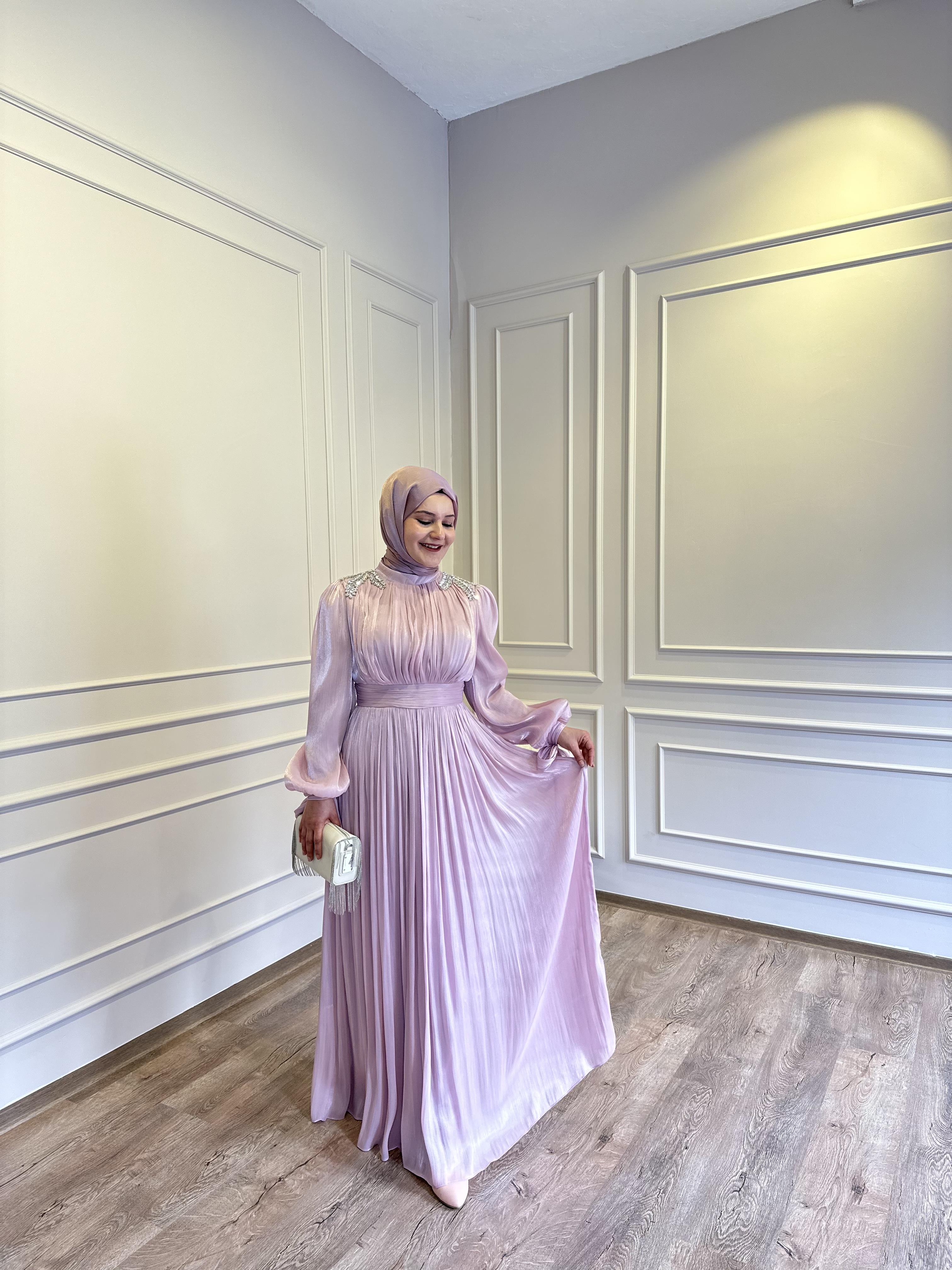 PUDRA TAŞLI JANJAN ABİYE 