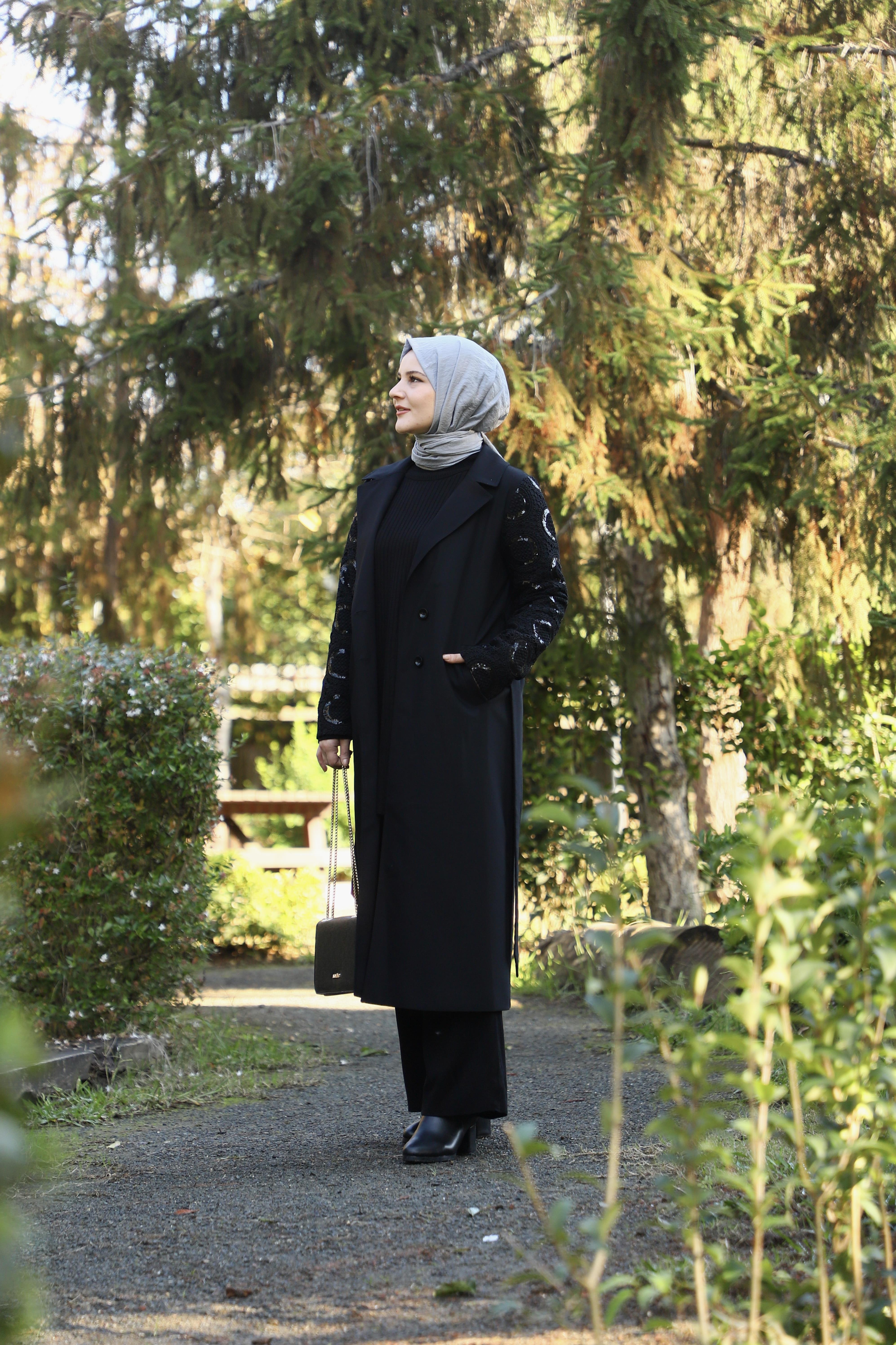 PUL İŞLEMELİ KRUVAZE YAKA TRENÇKOT