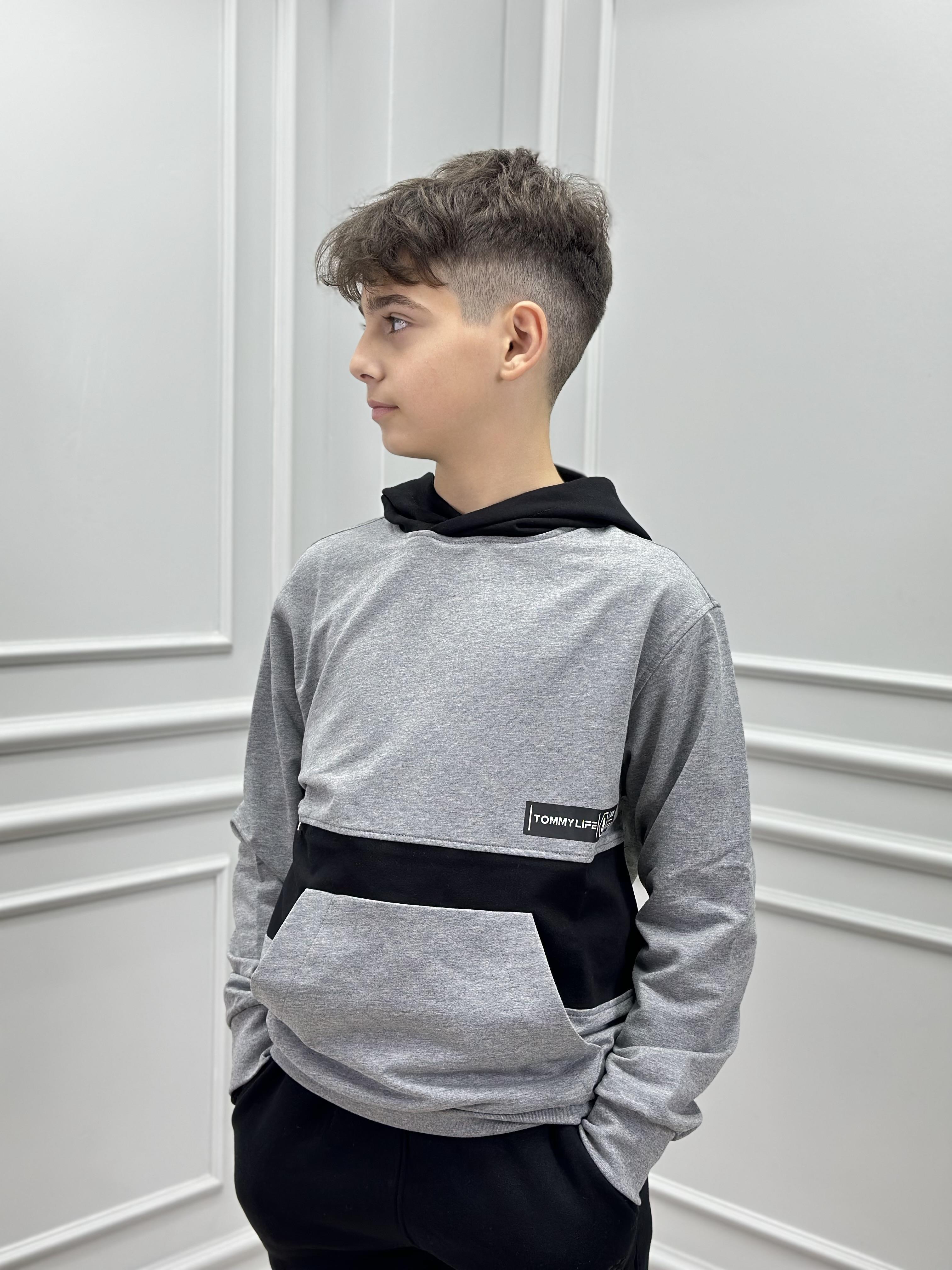 TOMMY LİFE LOGOLU GRİ KAPÜŞONLU SWEATSHİRT