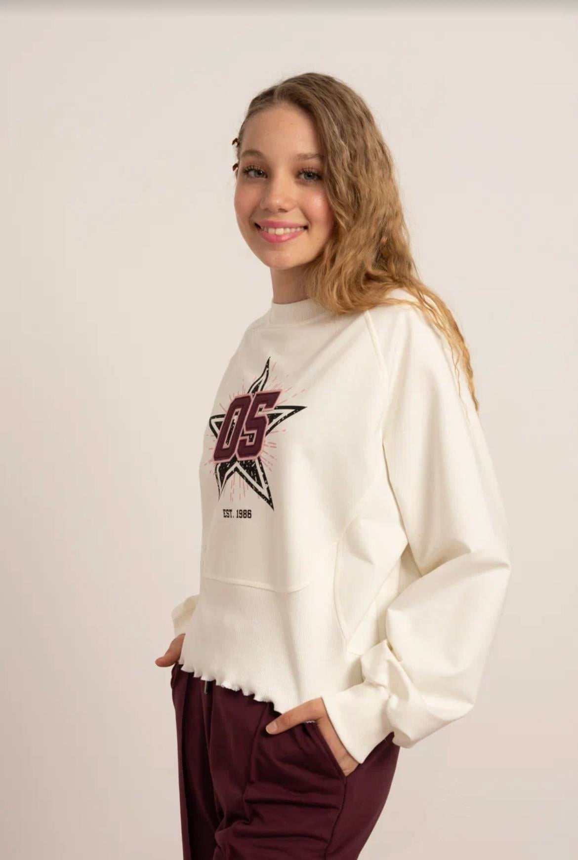 YILDIZ BASKILI BELDEN OTURTMALI SWEAT EKRU-BORDO