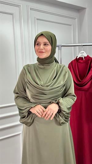 YEŞİL SATEN ABİYE ELBİSE