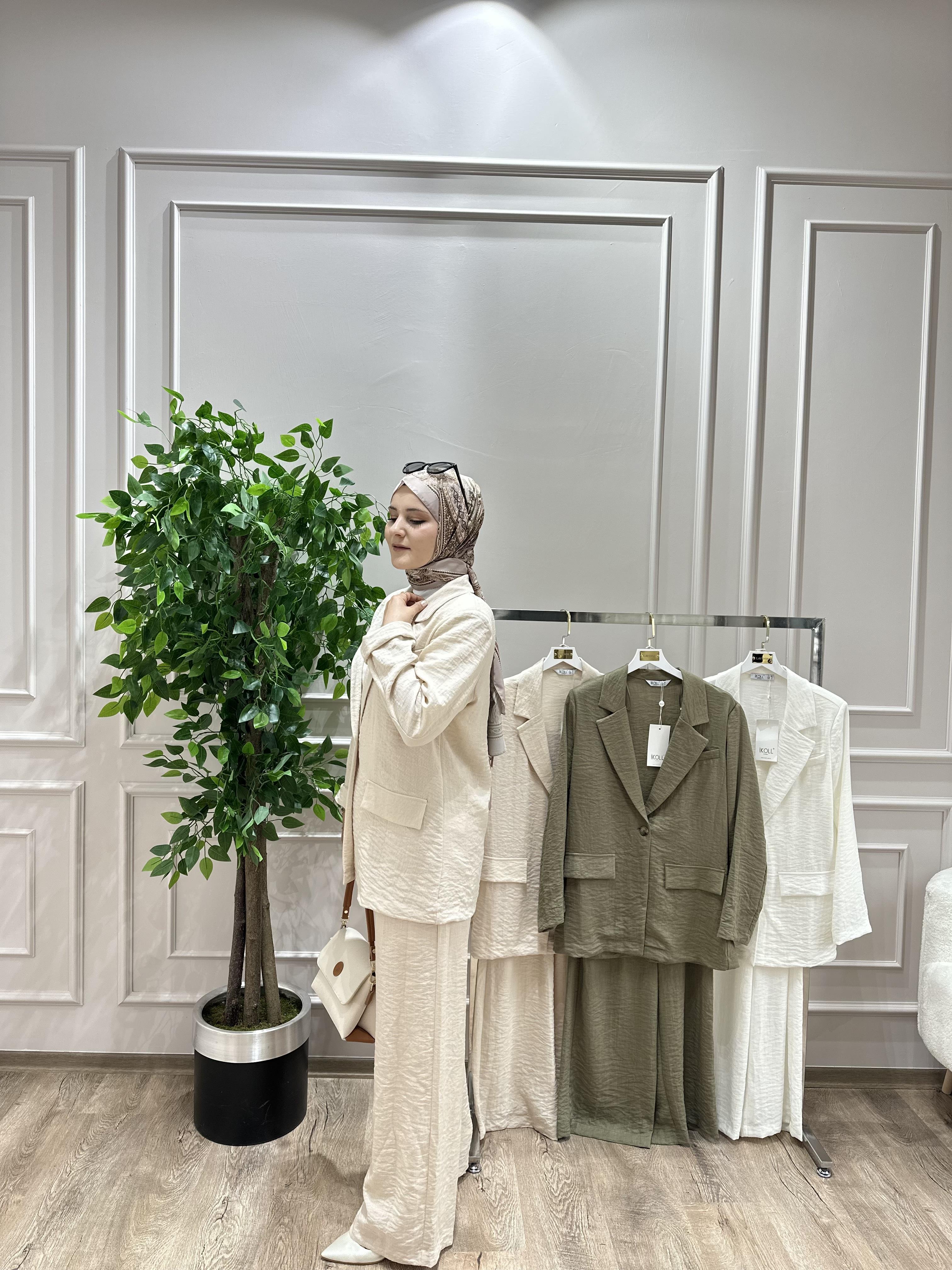 ASTARSIZ KREM BLAZER CEKET TAKIM