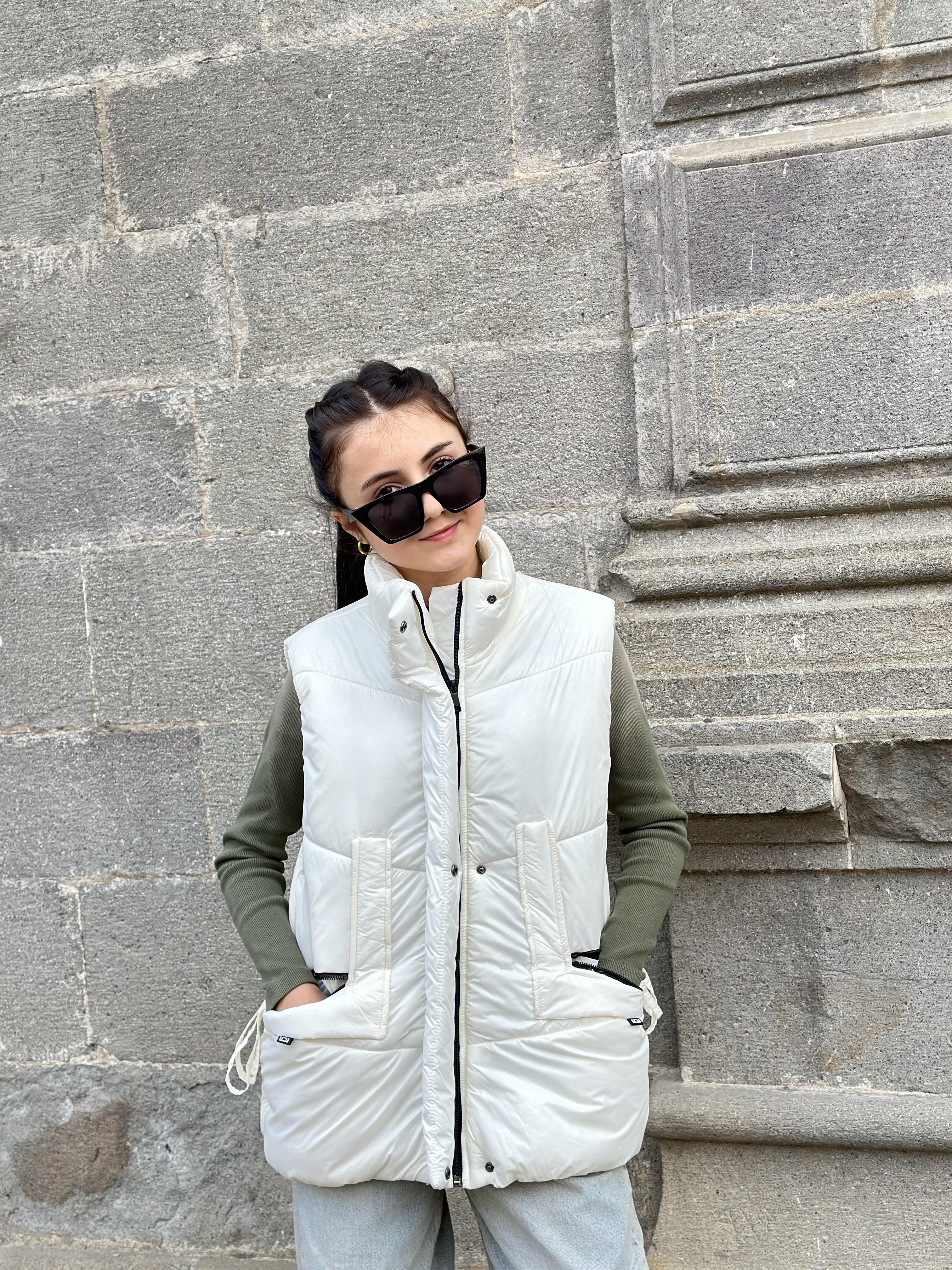 BEYAZ UZUN ŞİŞME YELEK