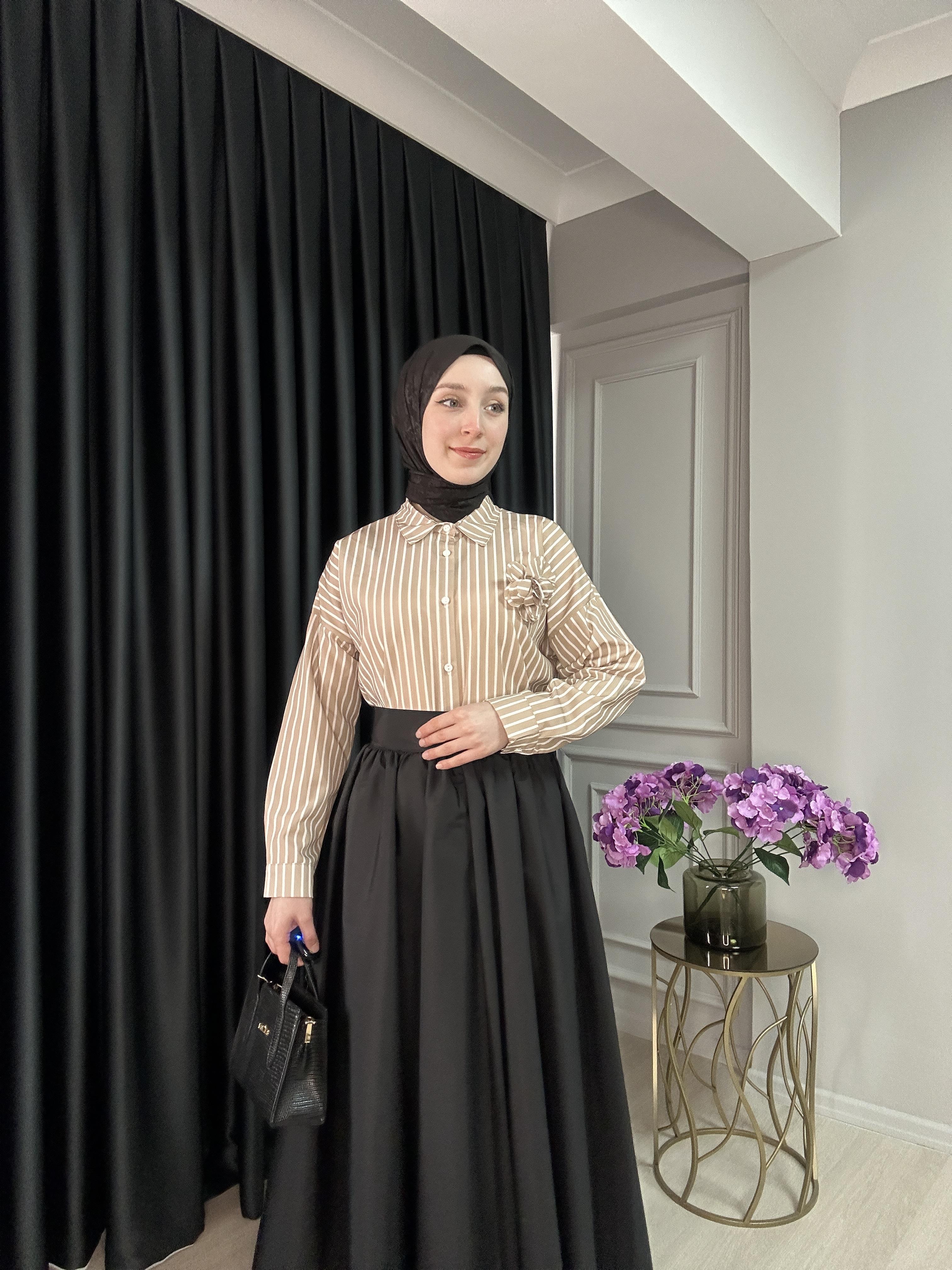 Camel Gül Detaylı Gömlek