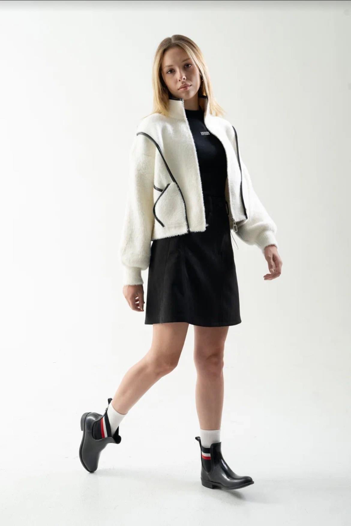 DERİ DETAYLI TRİKO HIRKA EKRU