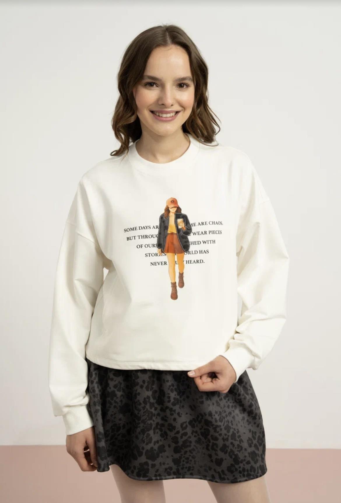 KIZ FİGÜRLÜ İKİ İPLİK OVERSİZE SWEATSHİRT EKRU-ANTRASİT